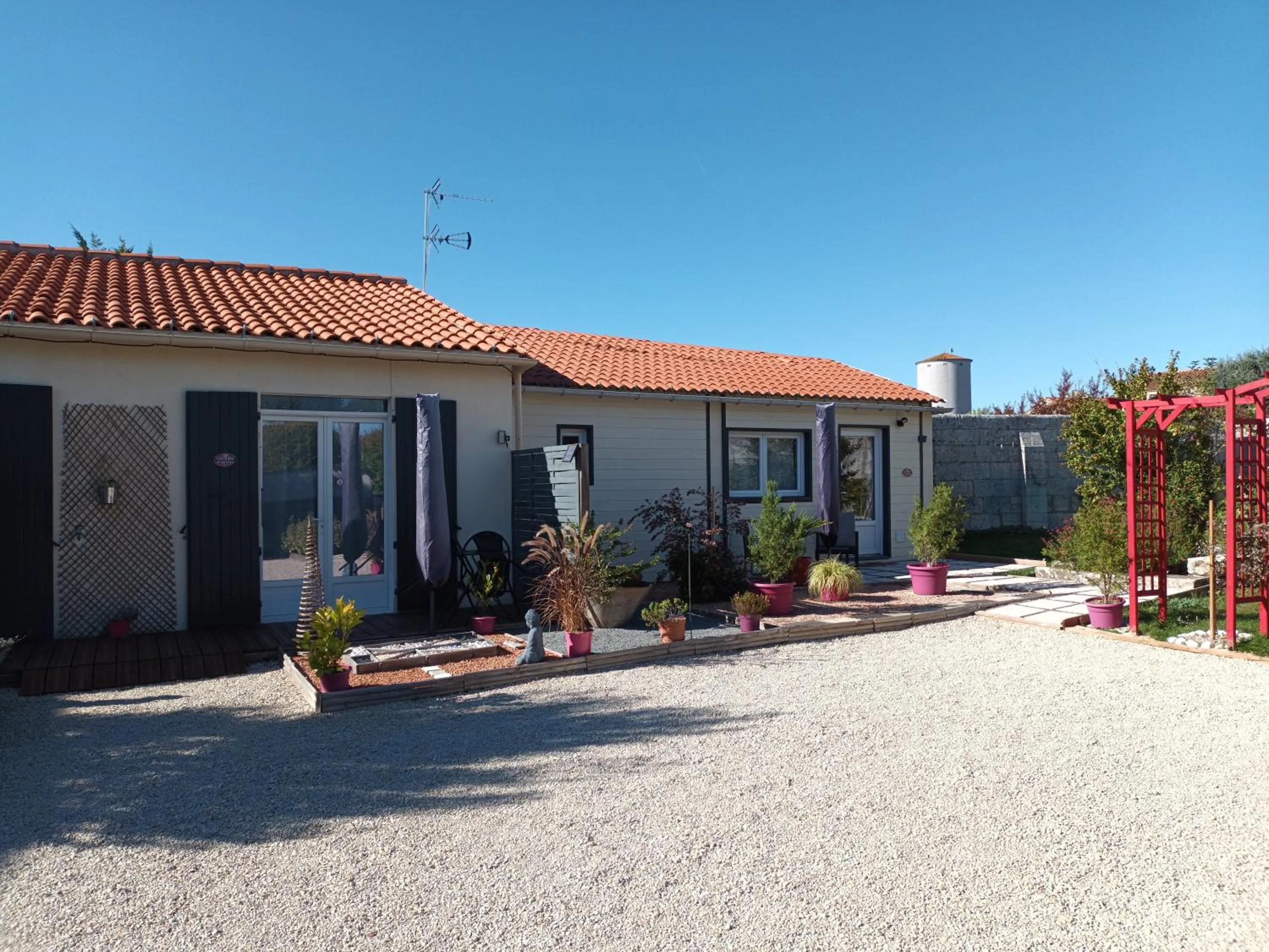 Garden view in Le Clos des Passiflores