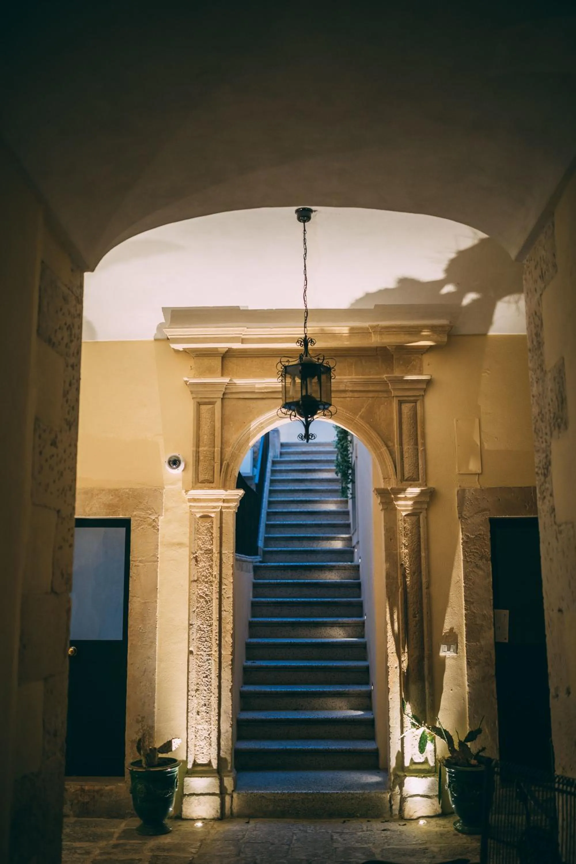 Patio in La Dépendance Hotel