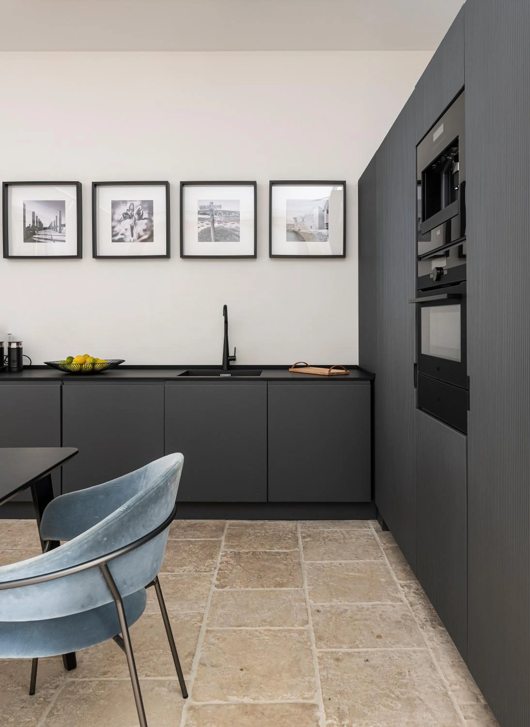 Kitchen or kitchenette in La Dépendance Hotel