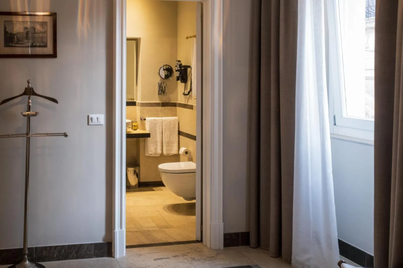 Bathroom in La Dépendance Hotel