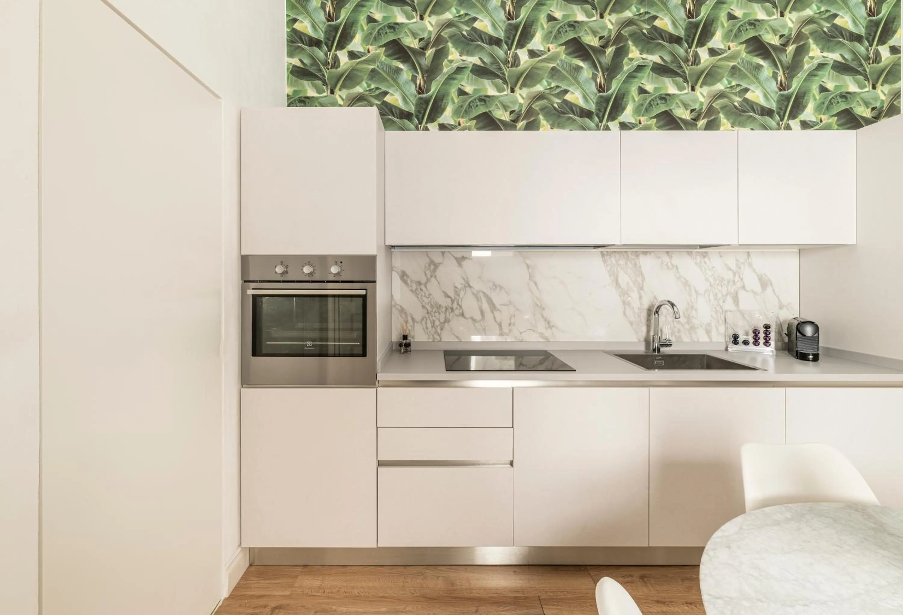 Coffee/tea facilities in La Dépendance Hotel