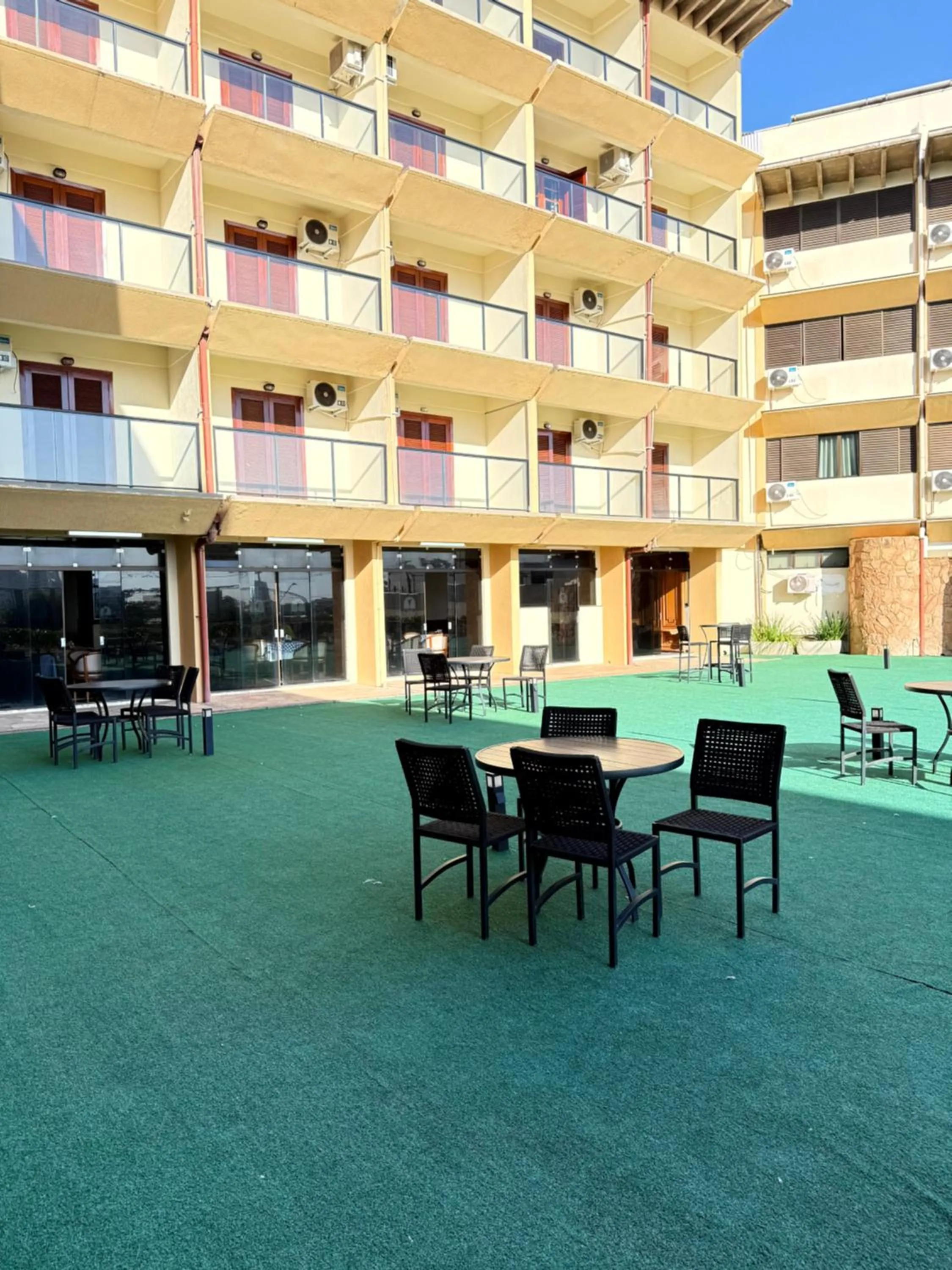 Inner courtyard view in Cristal Palace Hotel