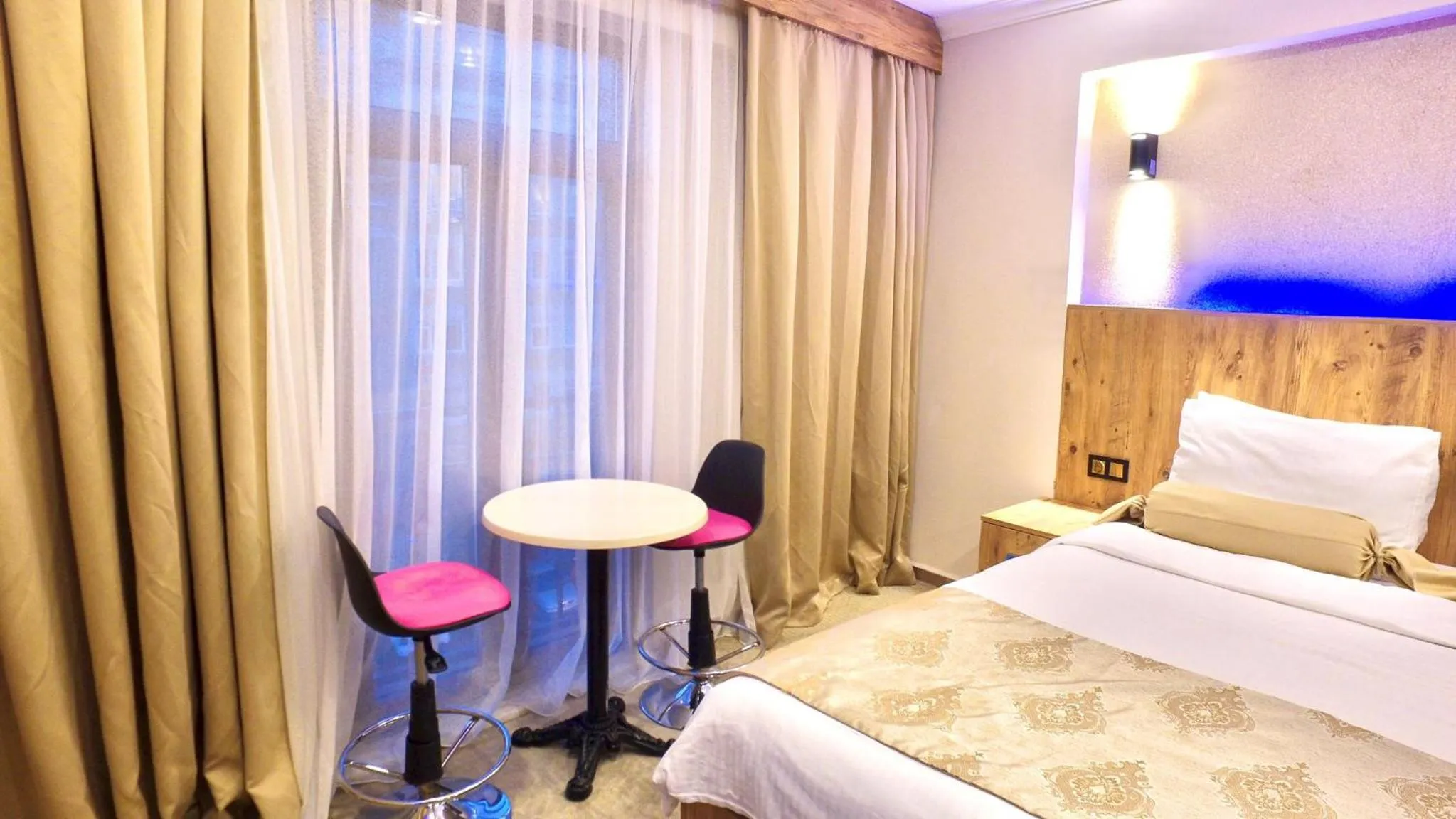 Bed in NOUR SUITE & RESIDENCE