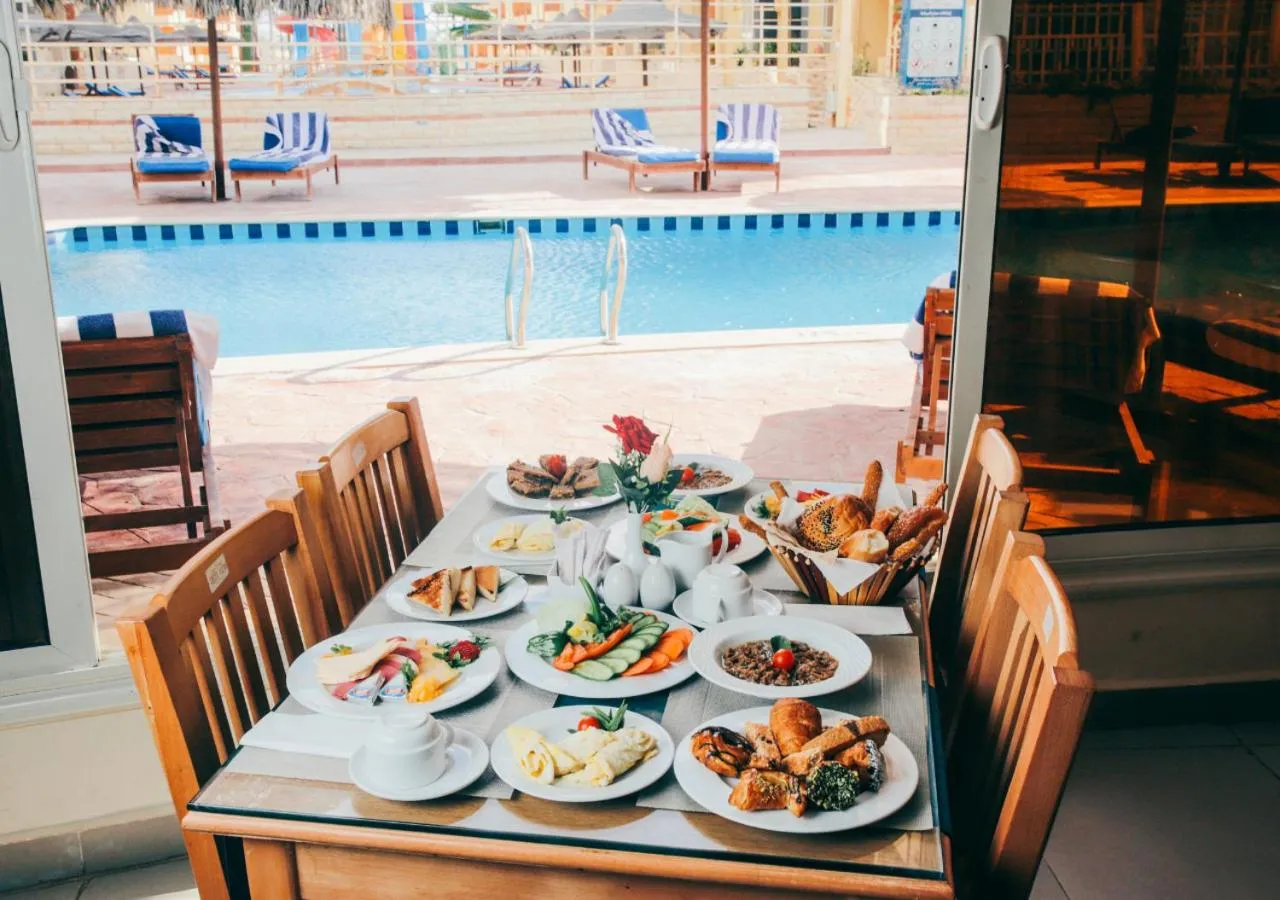 Food and drinks in Retal View North Coast Aqua Park