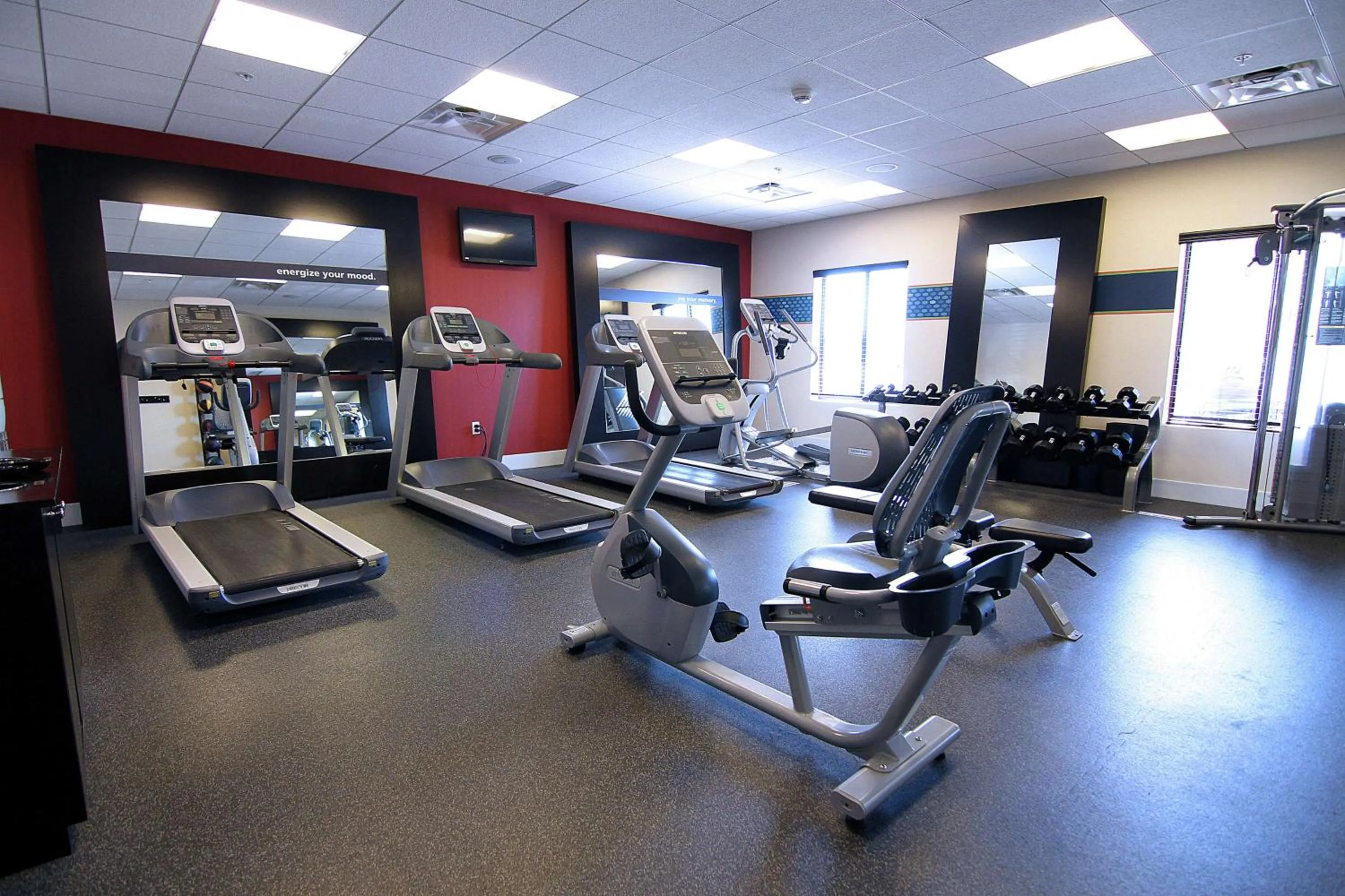 Fitness centre/facilities in Hampton Inn & Suites Grand Forks