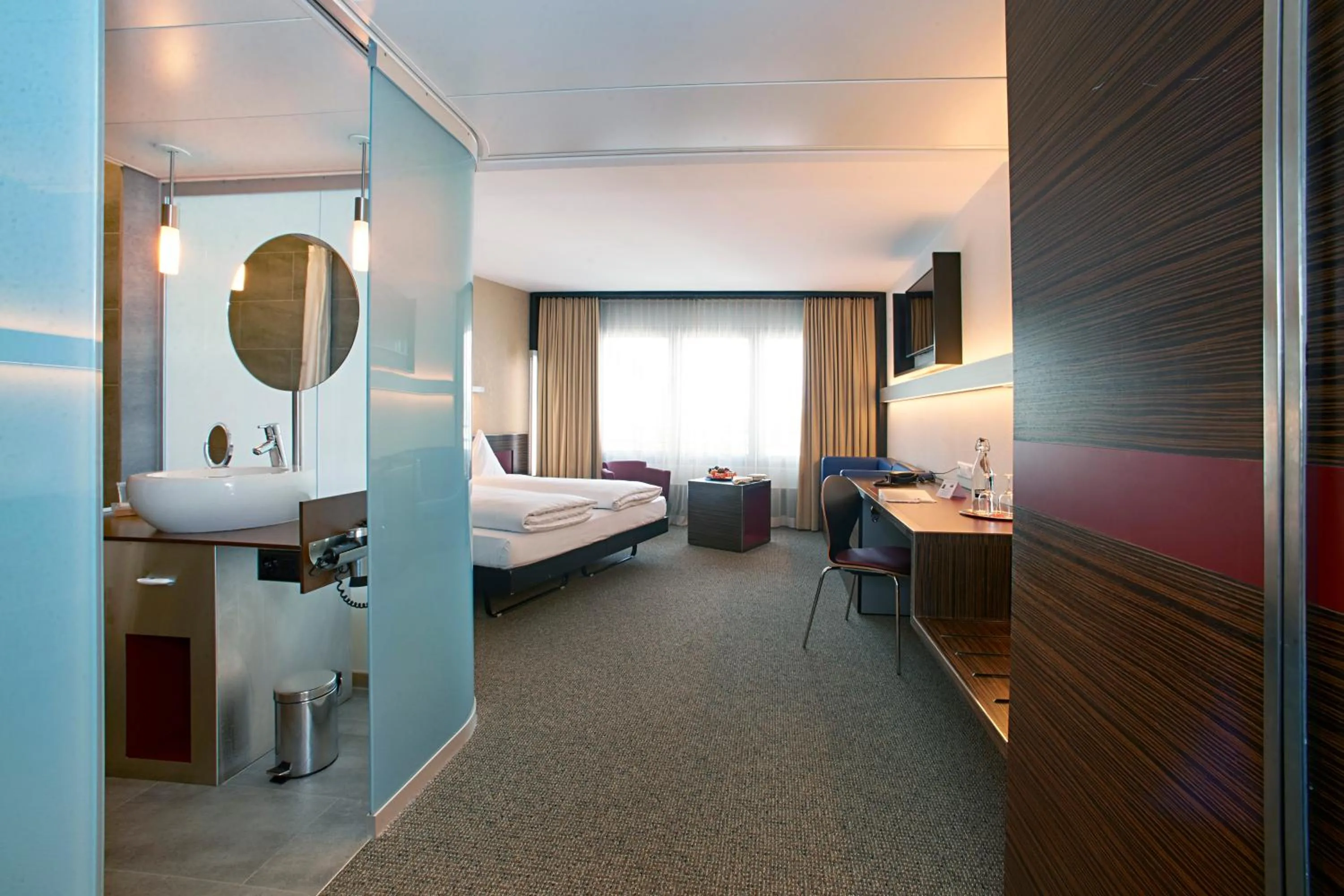 Photo of the whole room, Bed in Hotel Ambassador