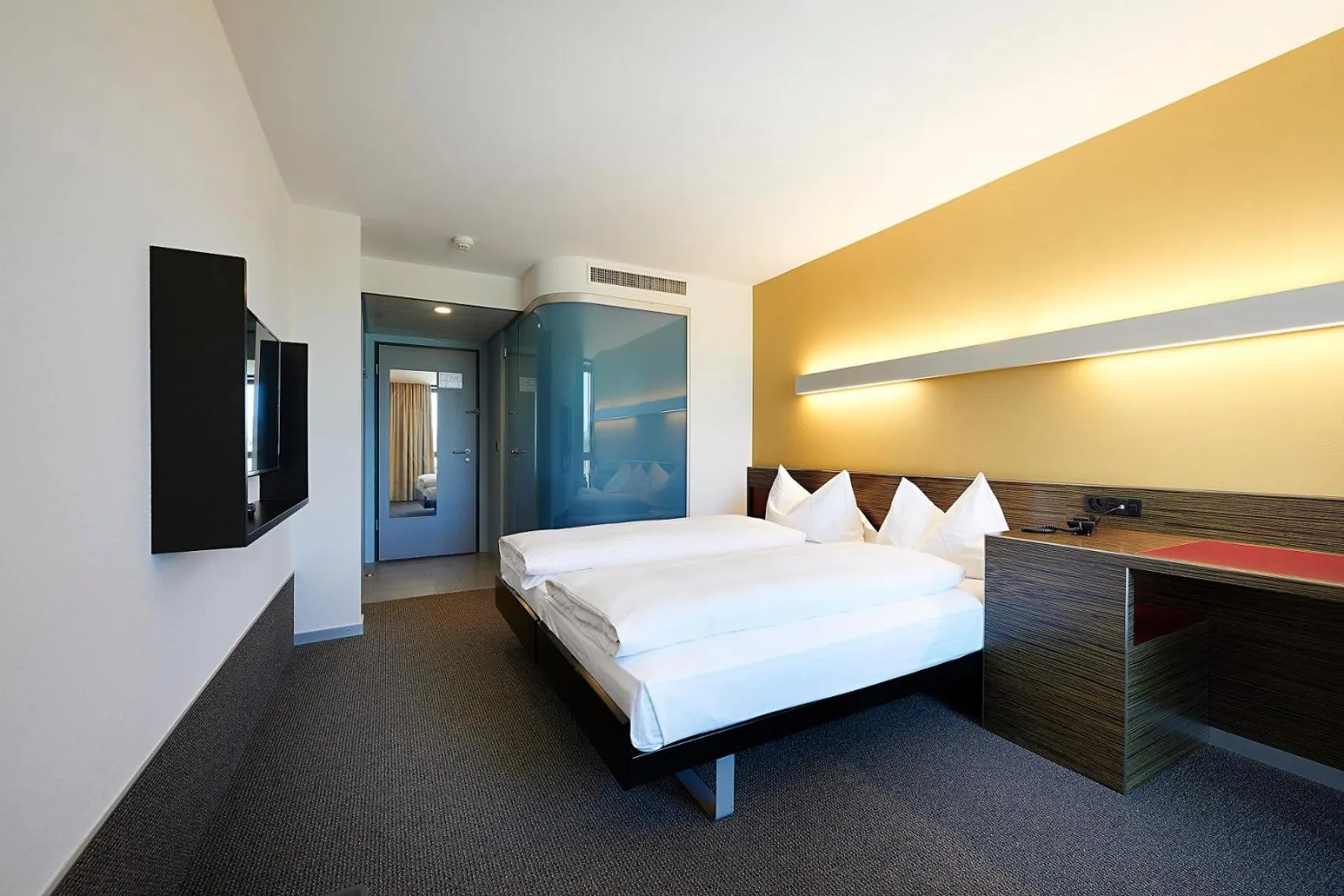 Bedroom, Bed in Hotel Ambassador