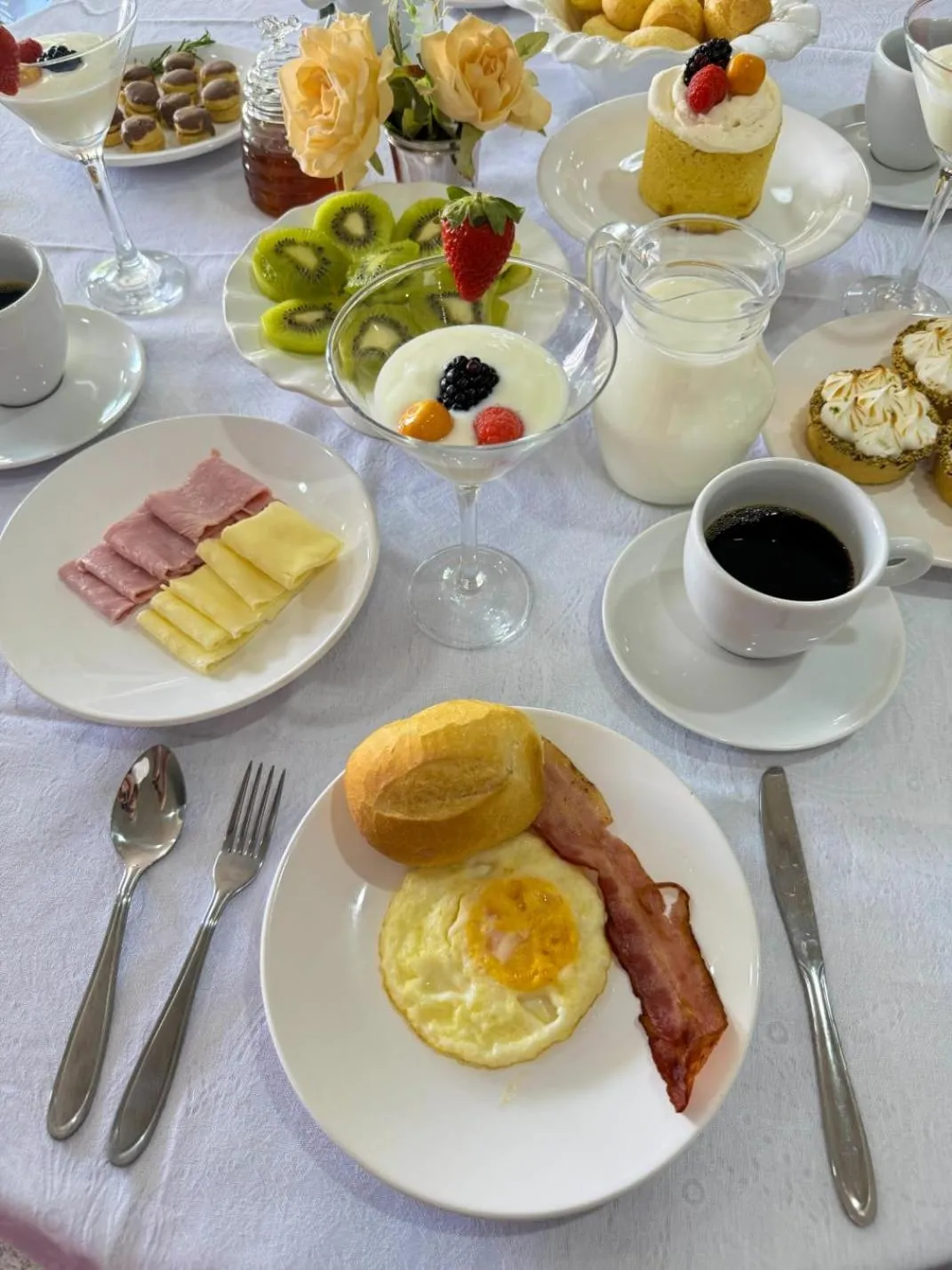 Breakfast in BOMBONATO PALACE HOTEL