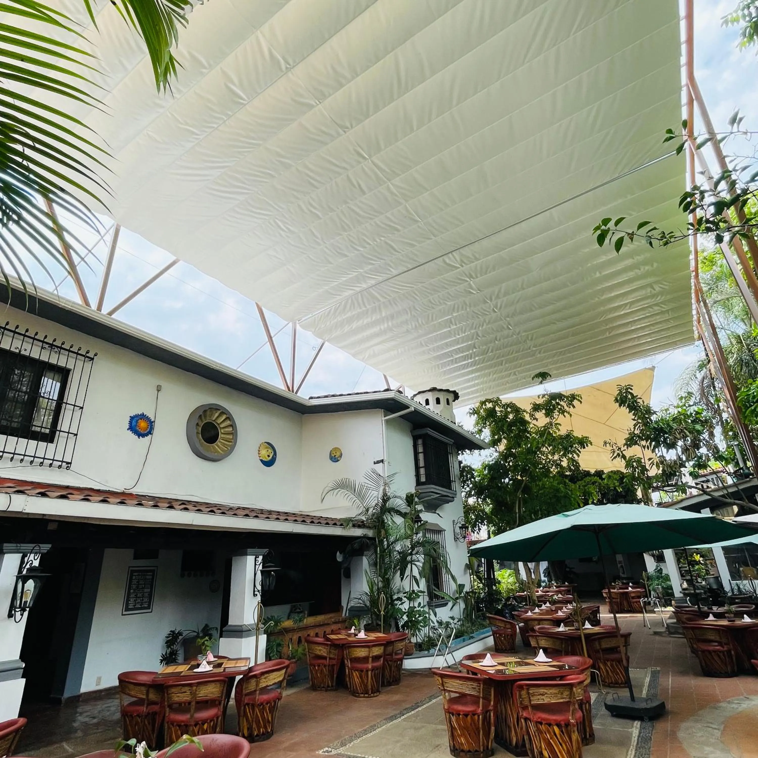 Restaurant/places to eat in Villa Bonita Les Terrasses