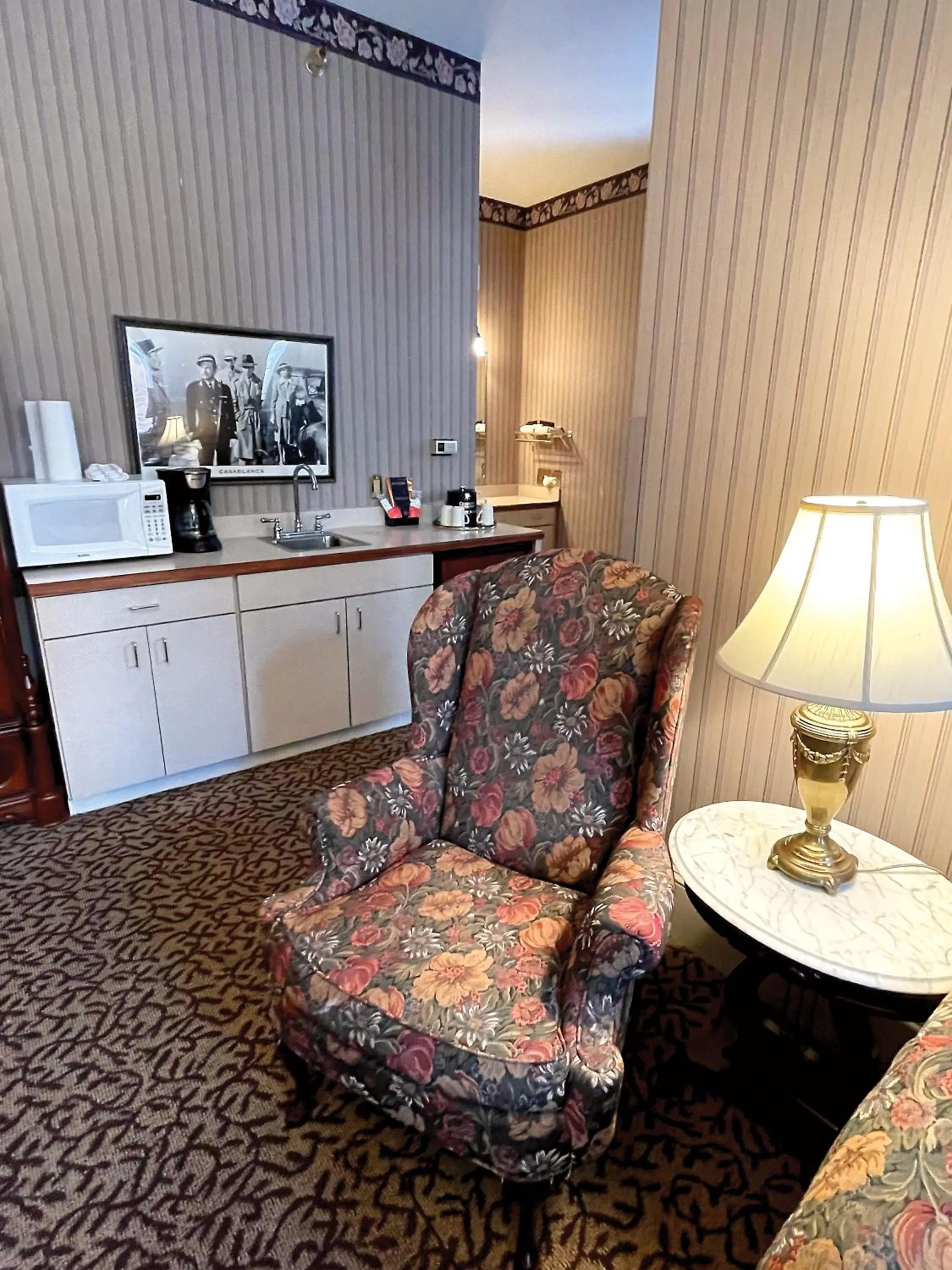 Celebrity Boutique Hotel