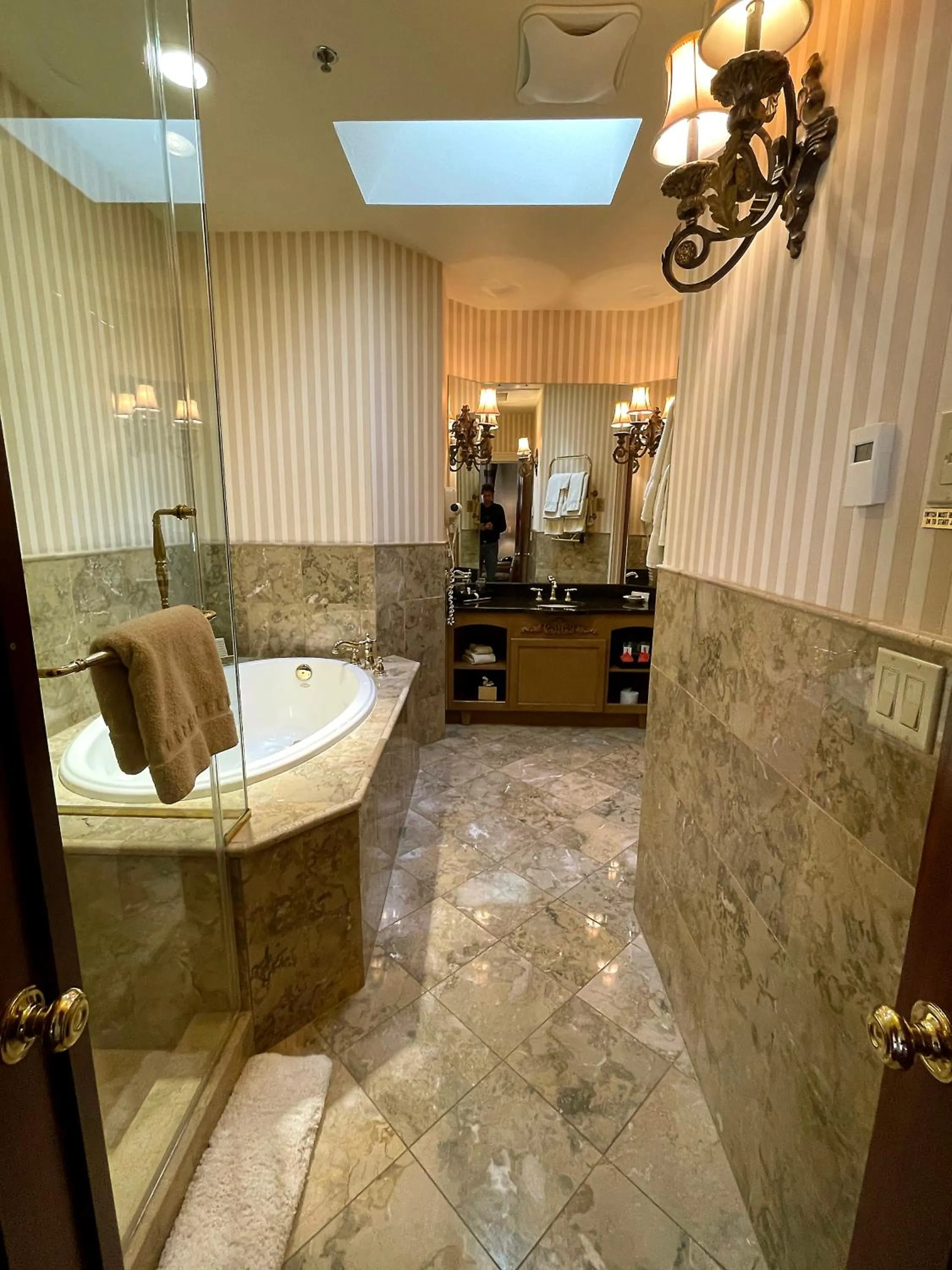 Celebrity Boutique Hotel