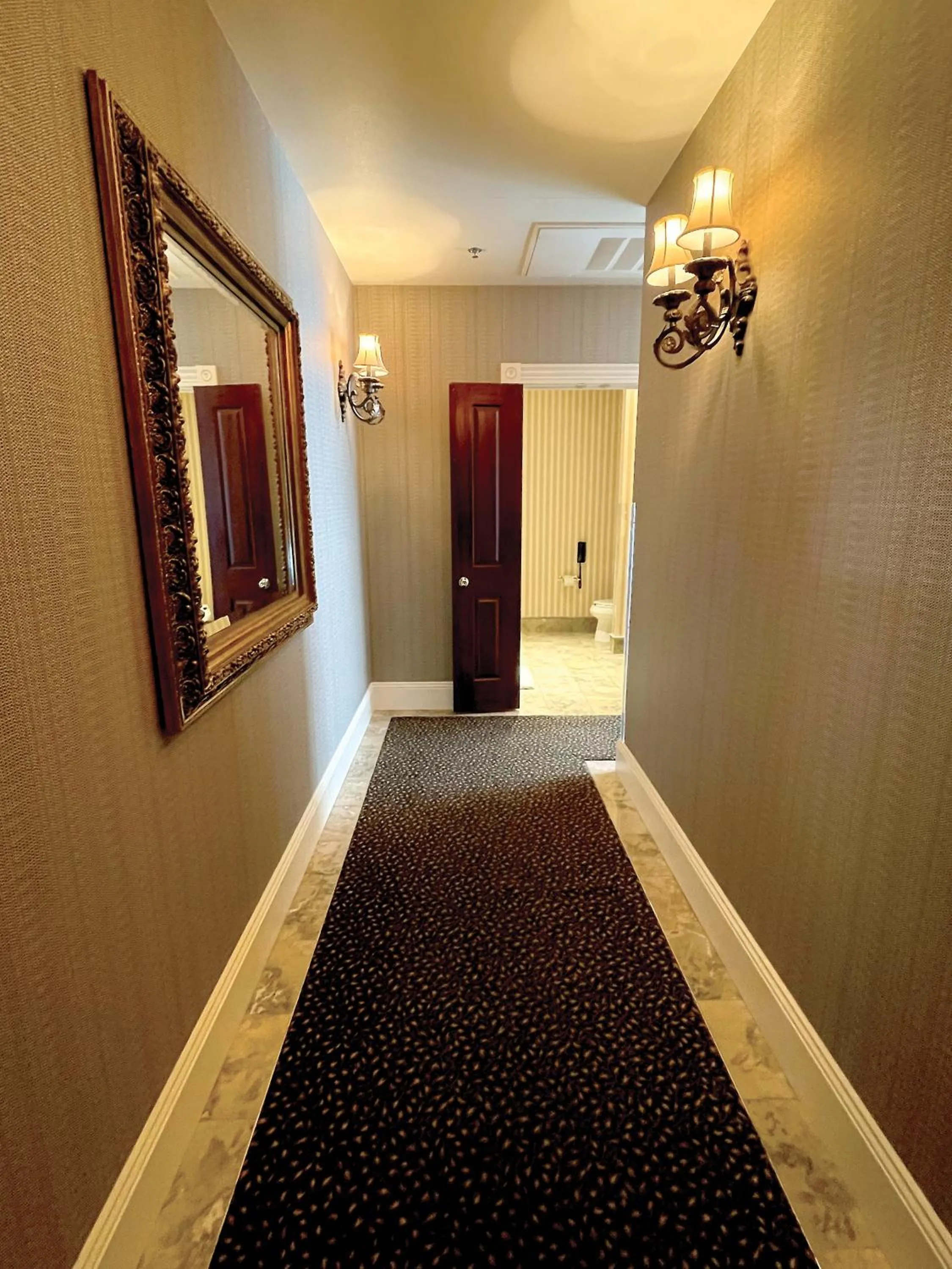Celebrity Boutique Hotel