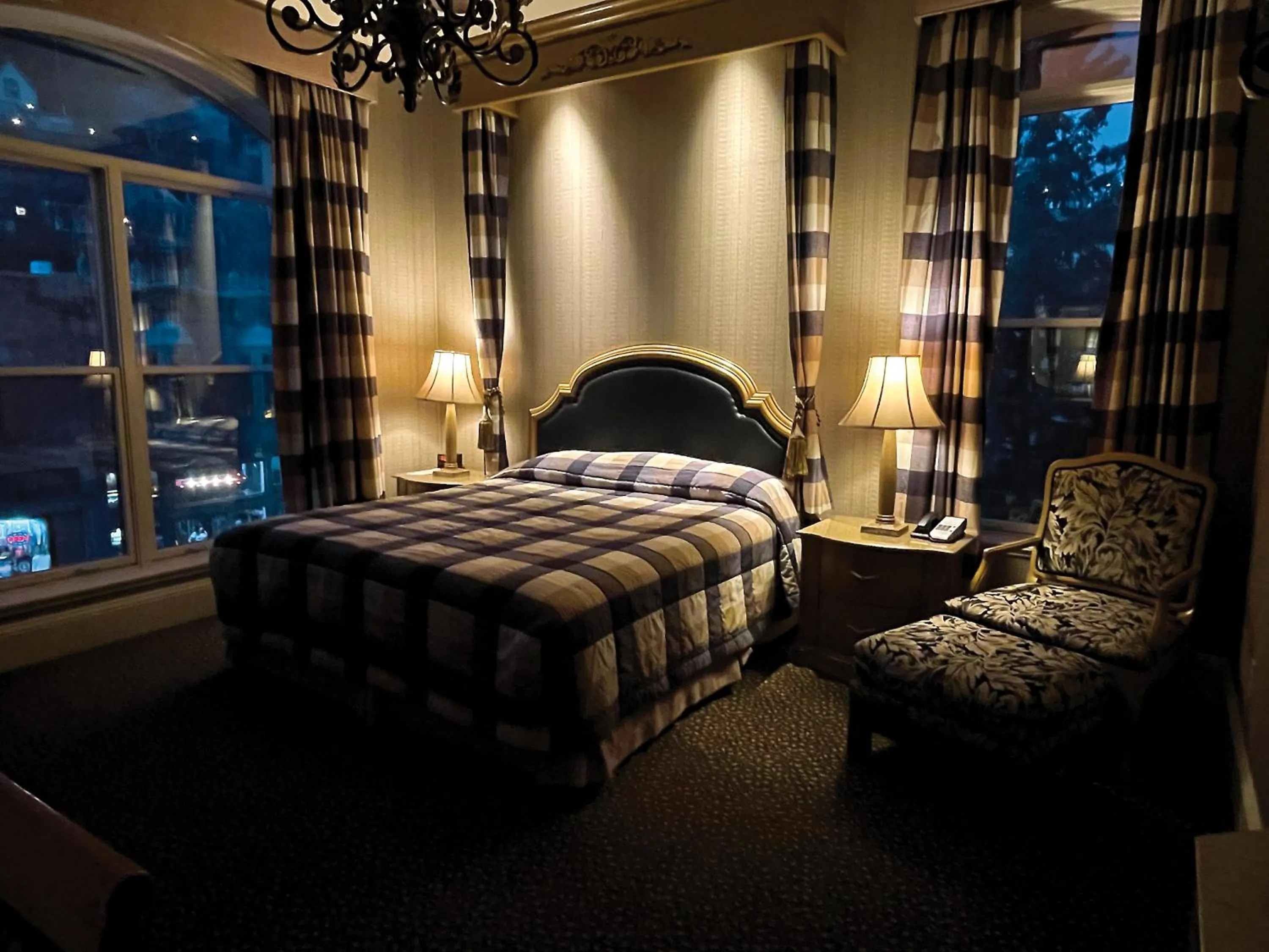 Bed in Celebrity Boutique Hotel