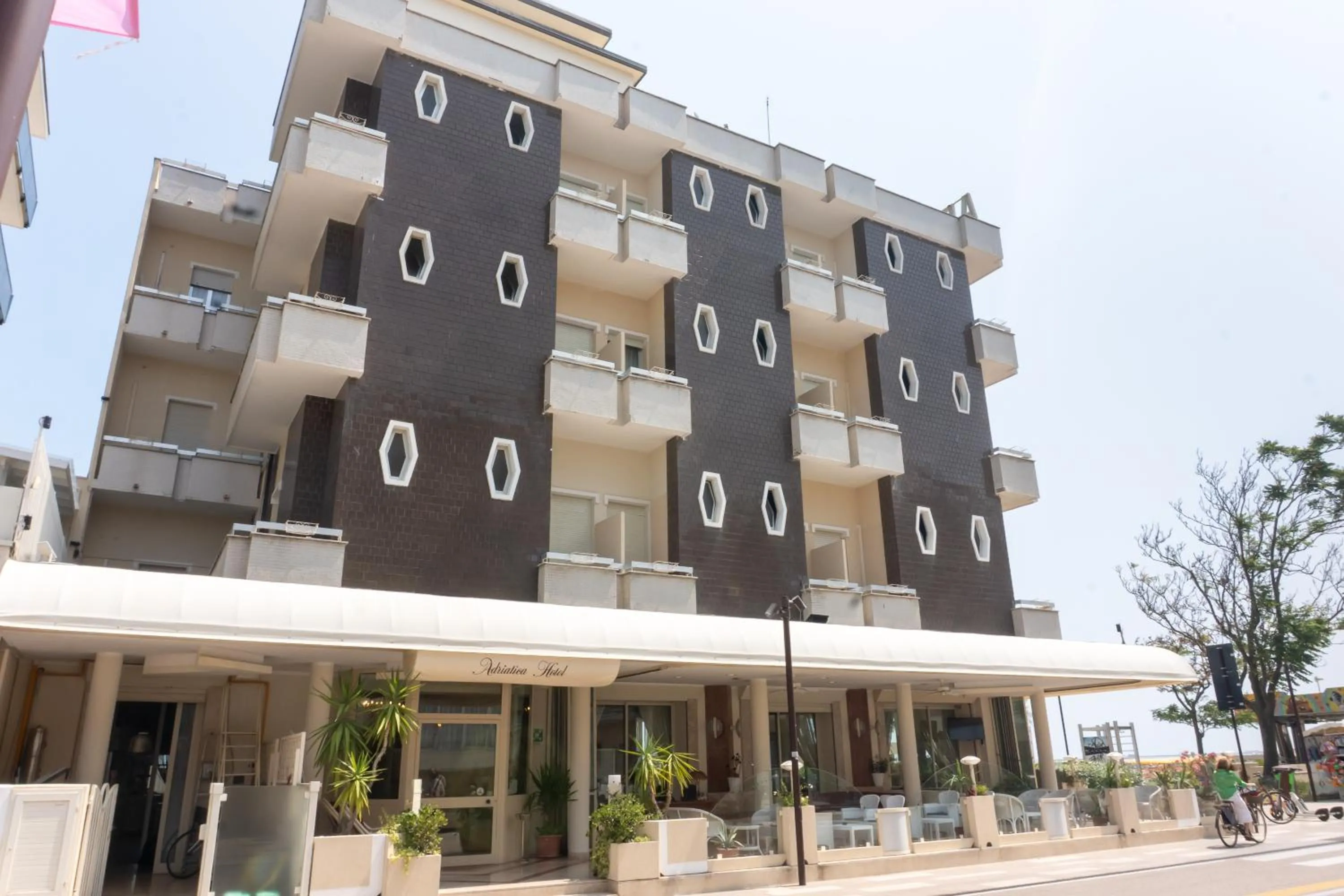 Property building in Hotel Adriatica sul Mare