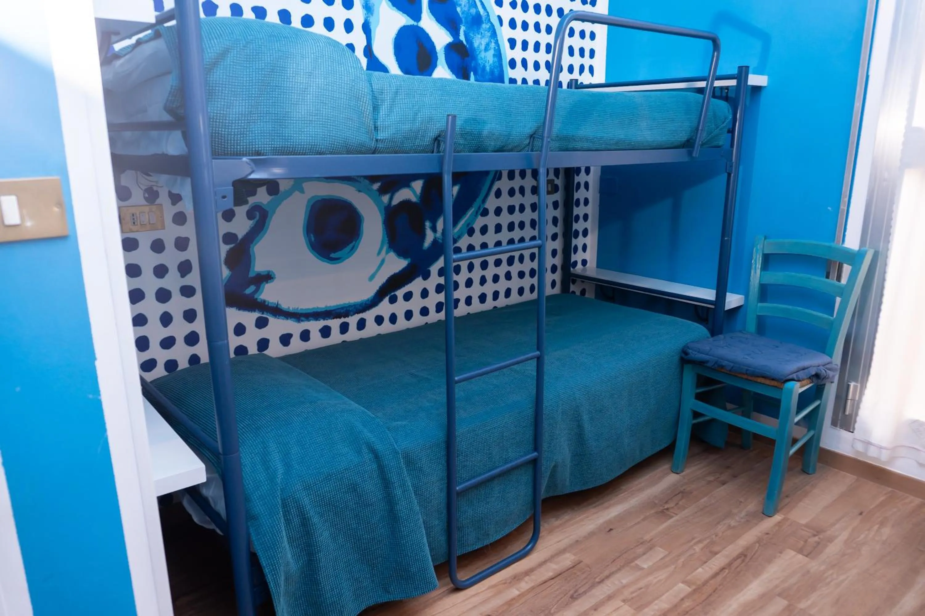 bunk bed, Bed in Hotel Adriatica sul Mare