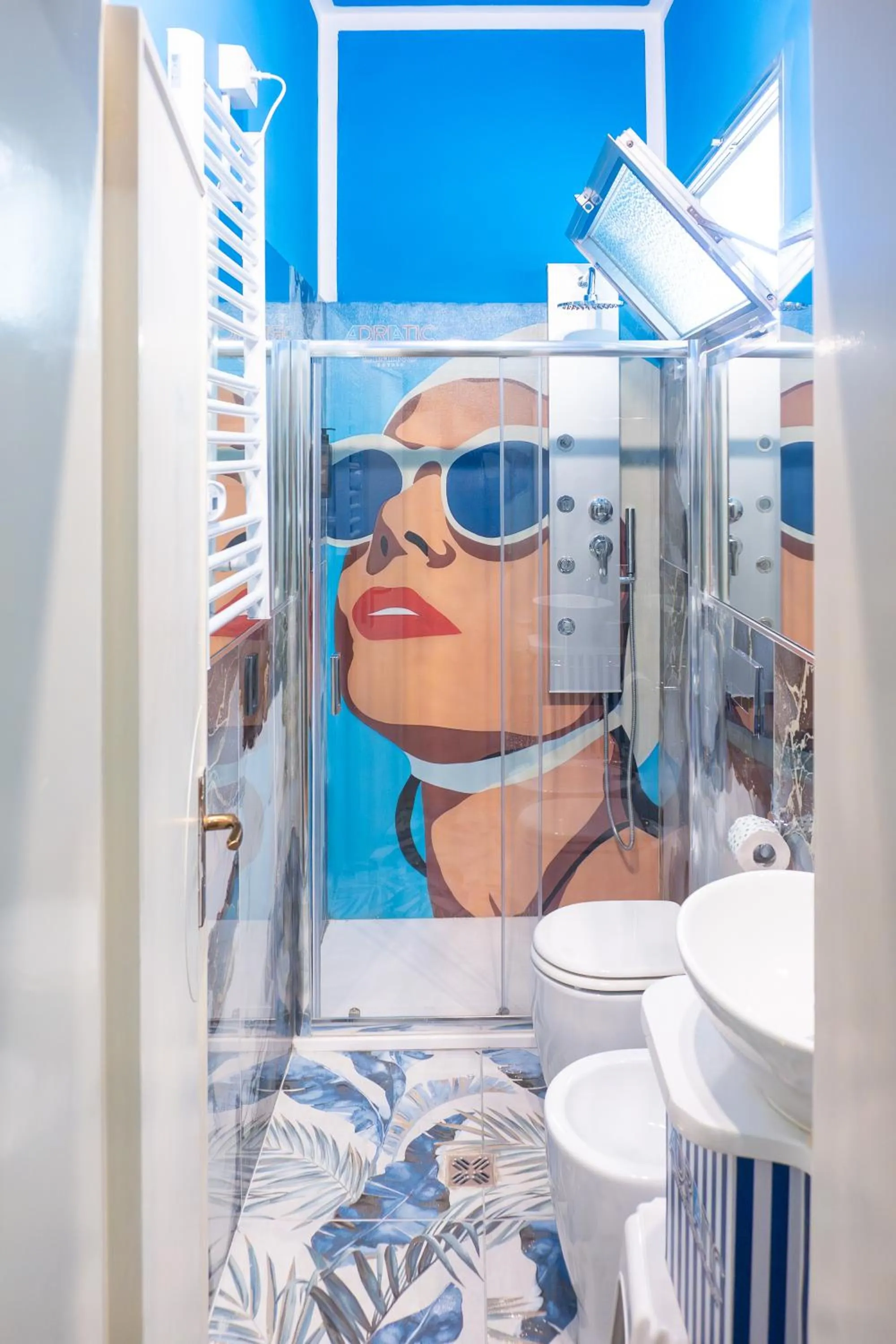 Shower in Hotel Adriatica sul Mare