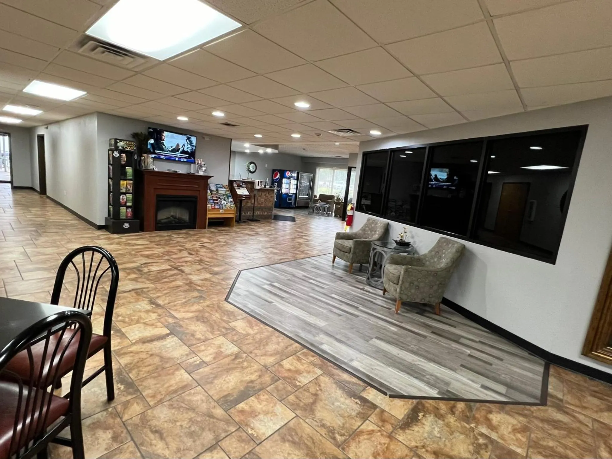 Lobby or reception in Greenlight Inn & Suites St James