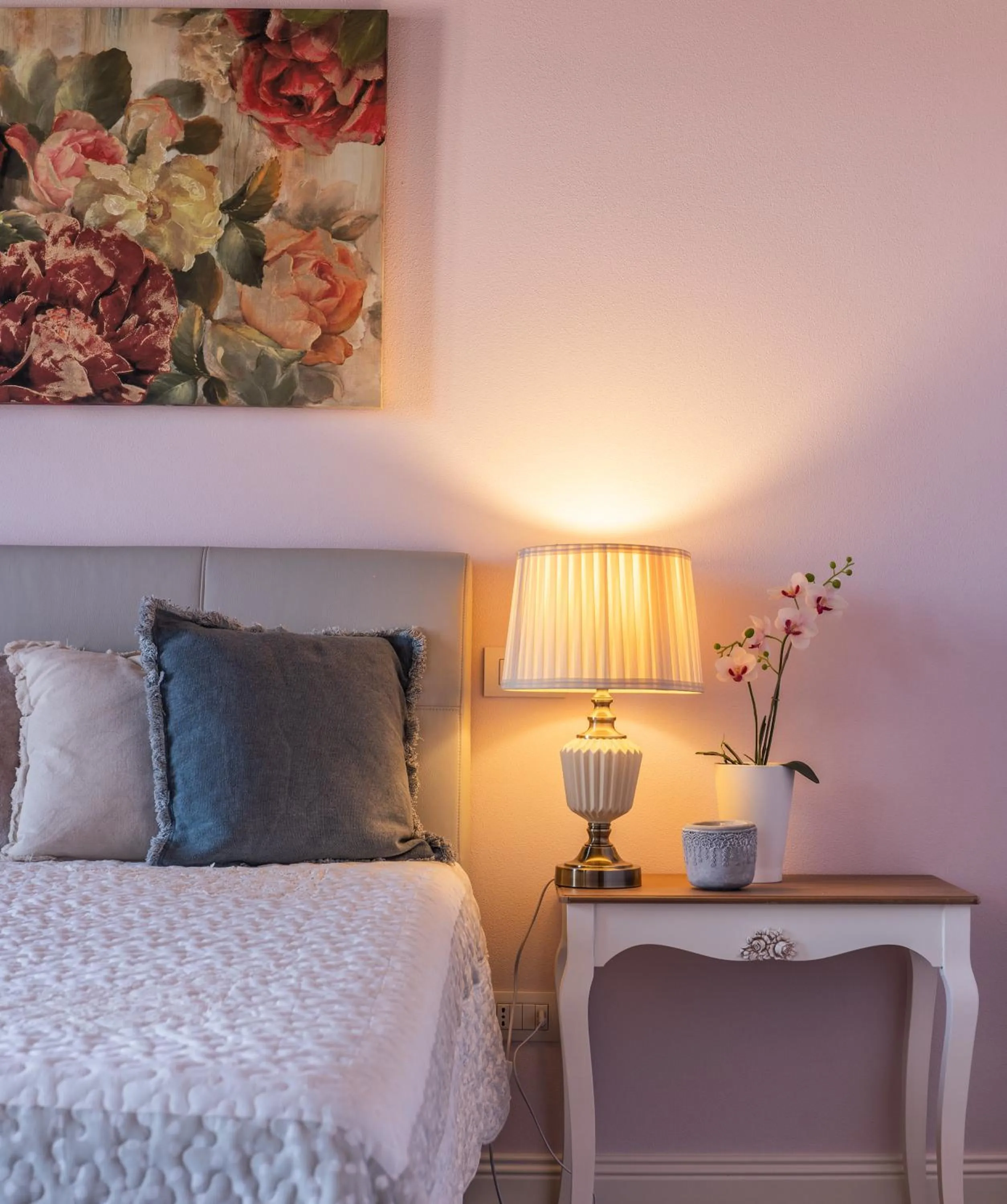 Decorative detail, Bed in Villa La Preziosa