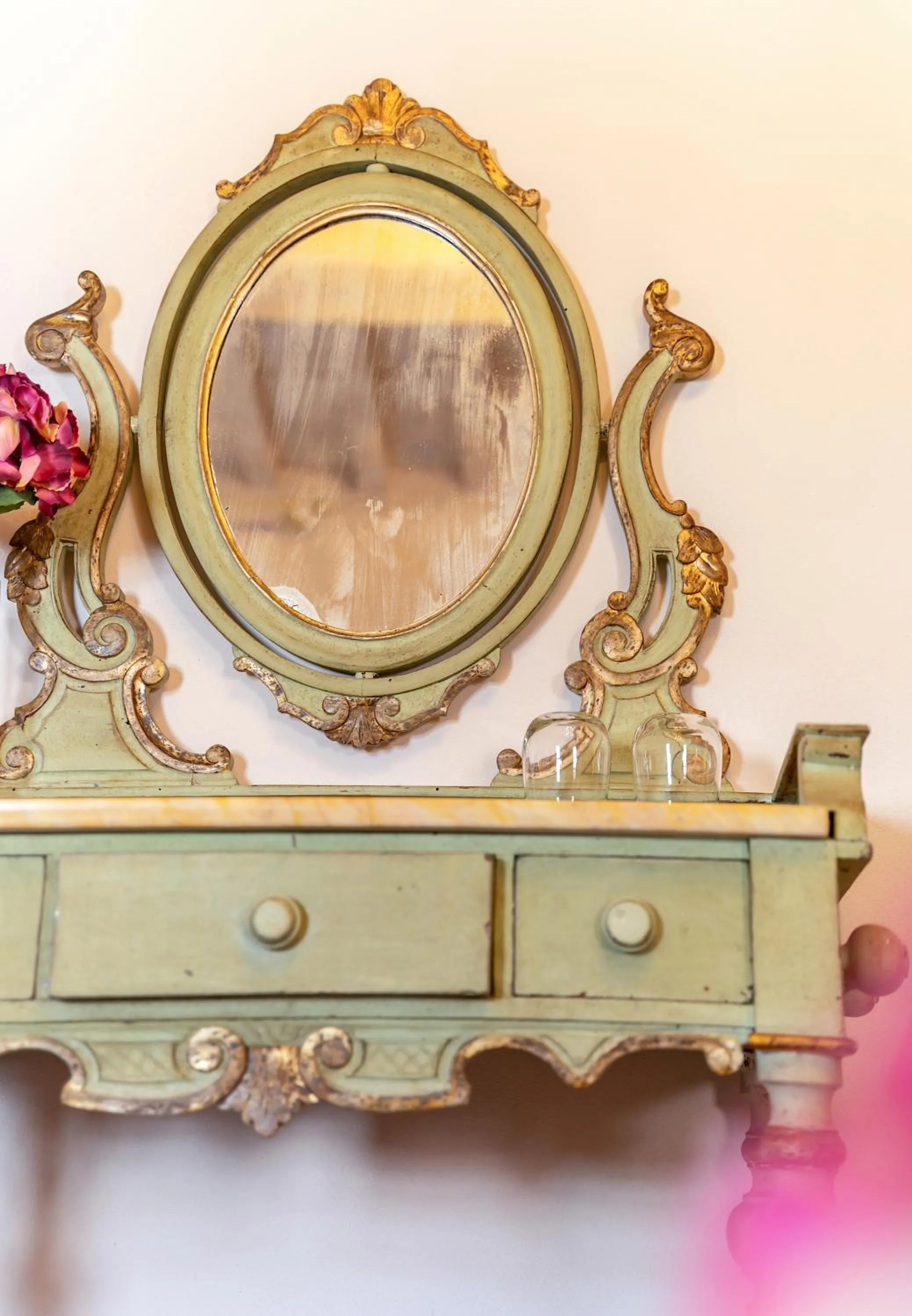 Decorative detail in Villa La Preziosa