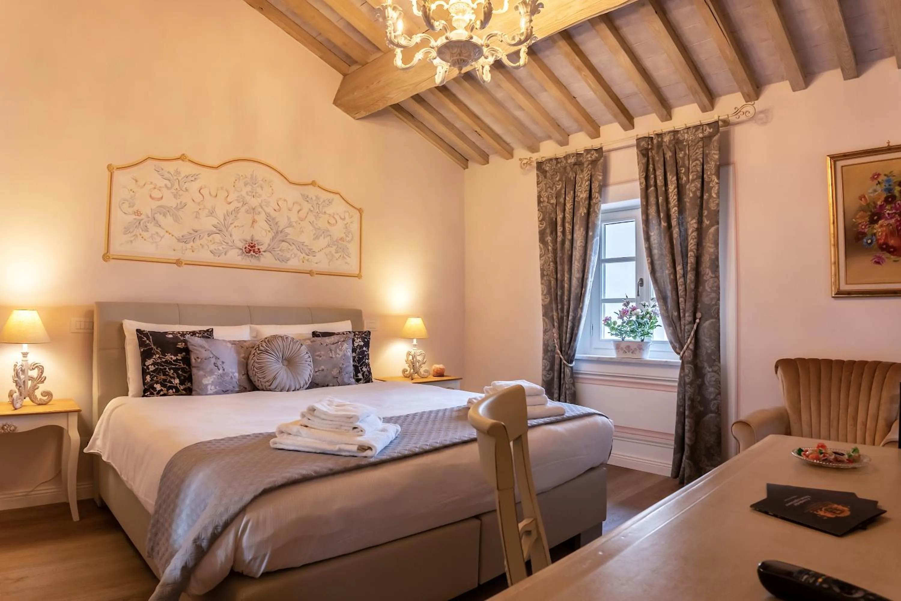 Photo of the whole room, Bed in Villa La Preziosa