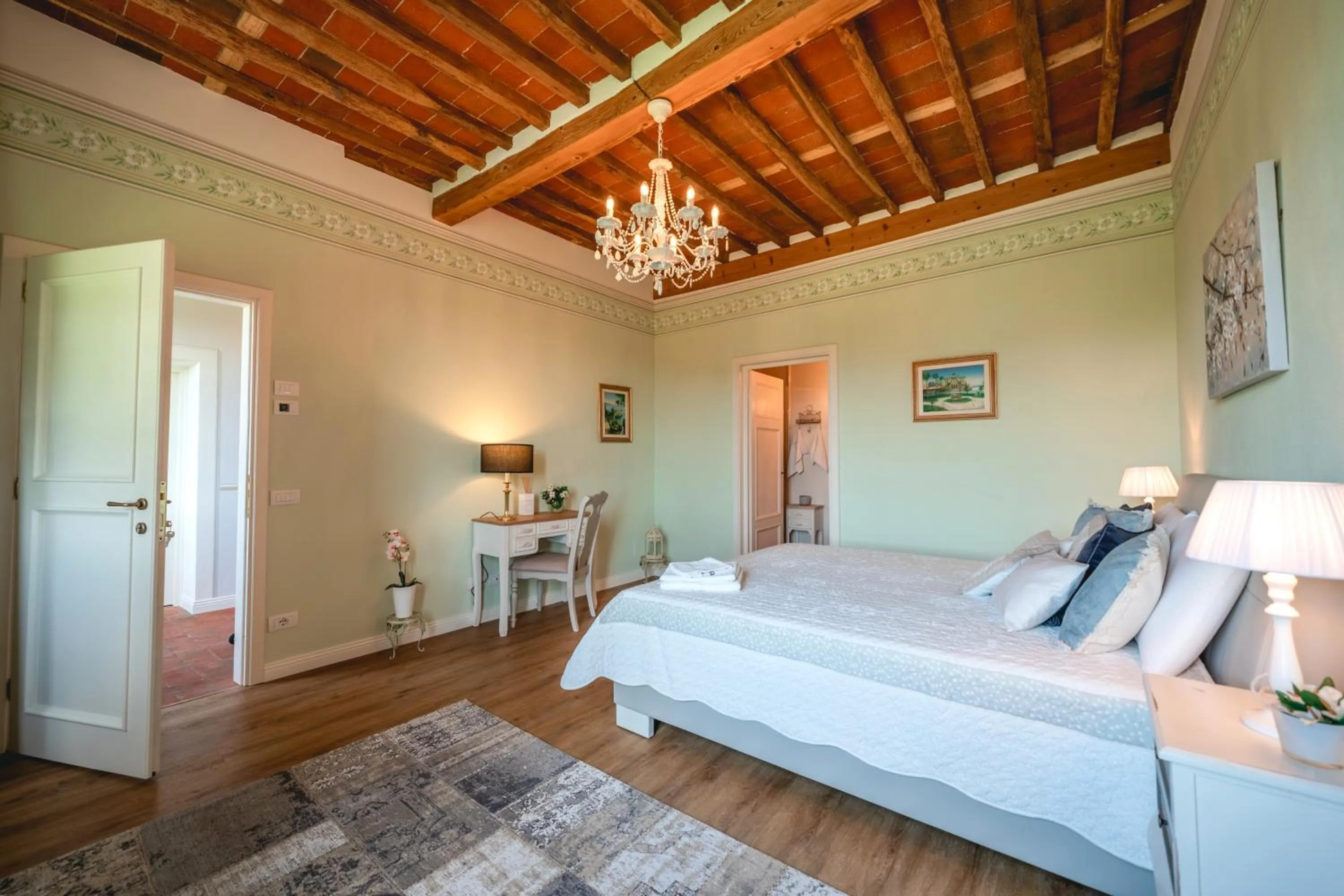 Photo of the whole room, Bed in Villa La Preziosa