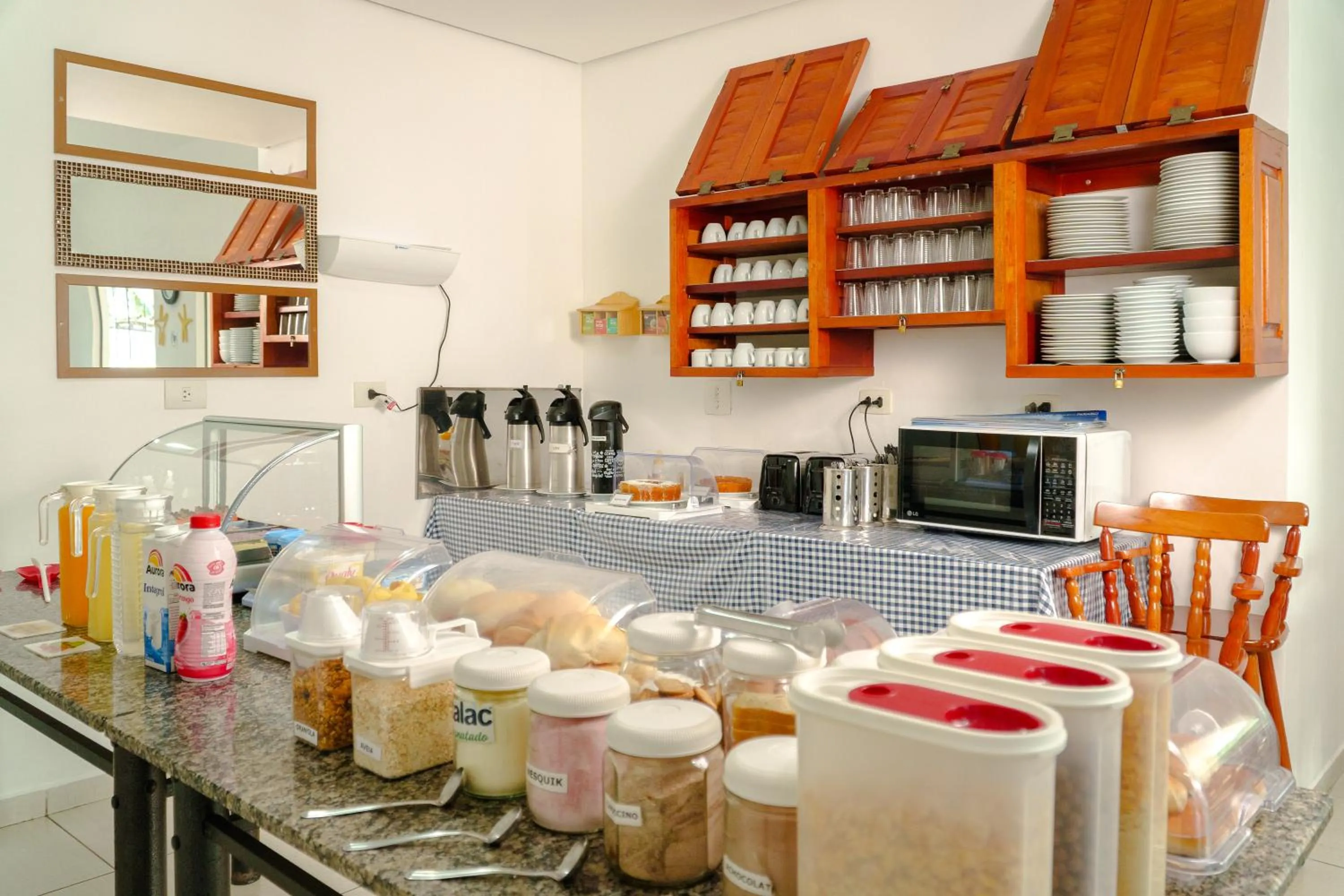 Coffee/tea facilities in VELINN Hotel Guarda Mor