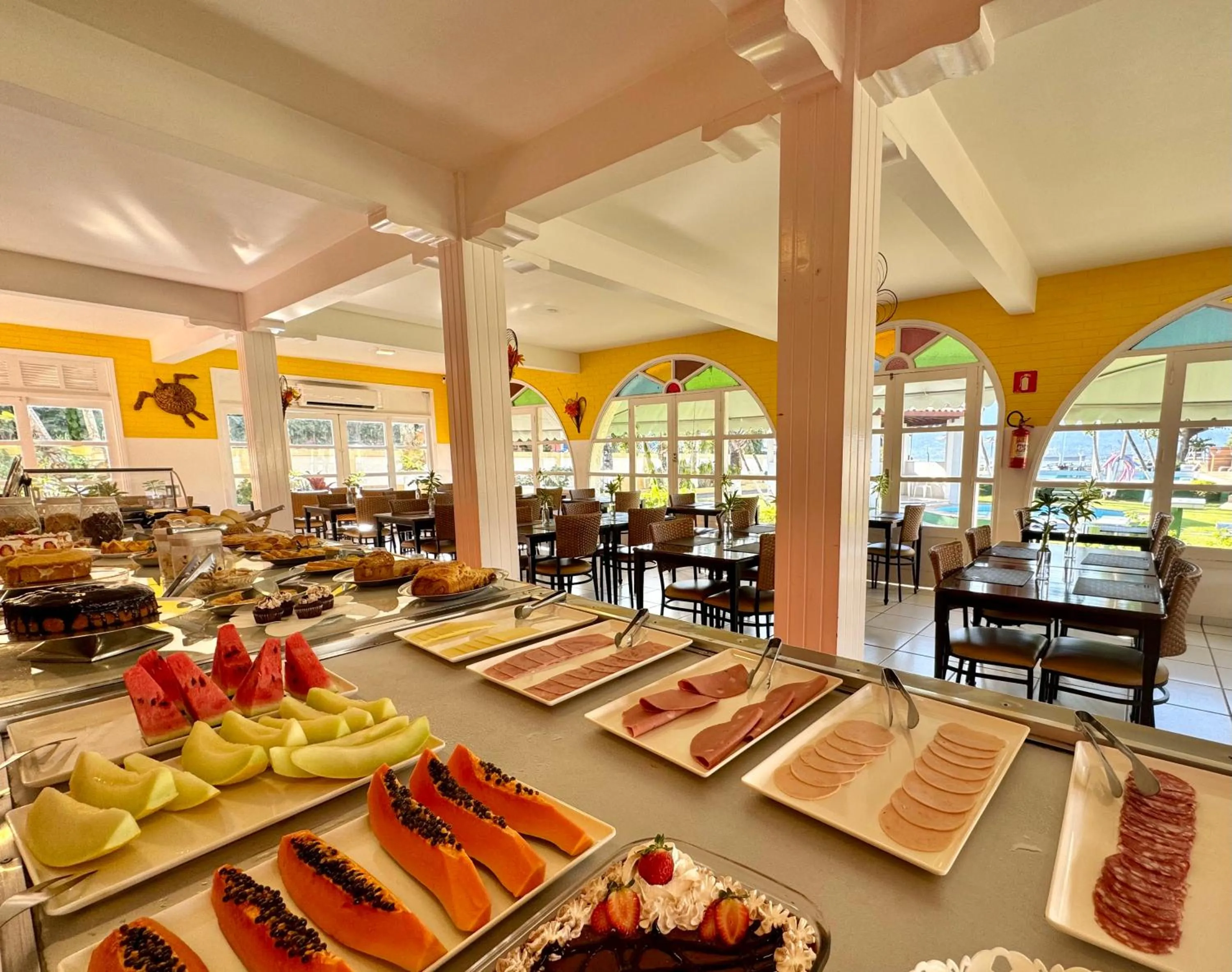 Breakfast in Hotel Recanto dos Pássaros