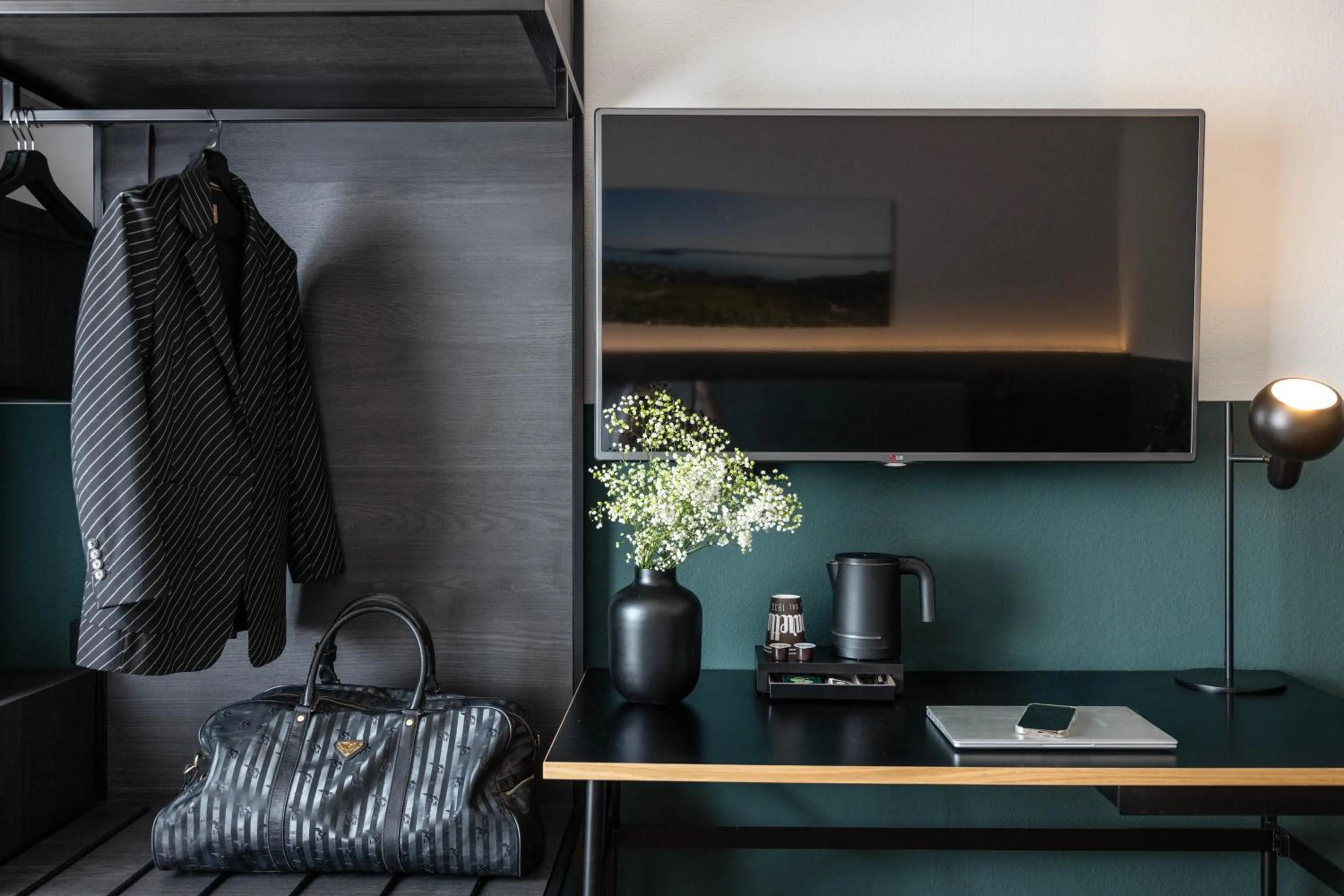 TV and multimedia in City Hotel Biel Bienne Free Parking