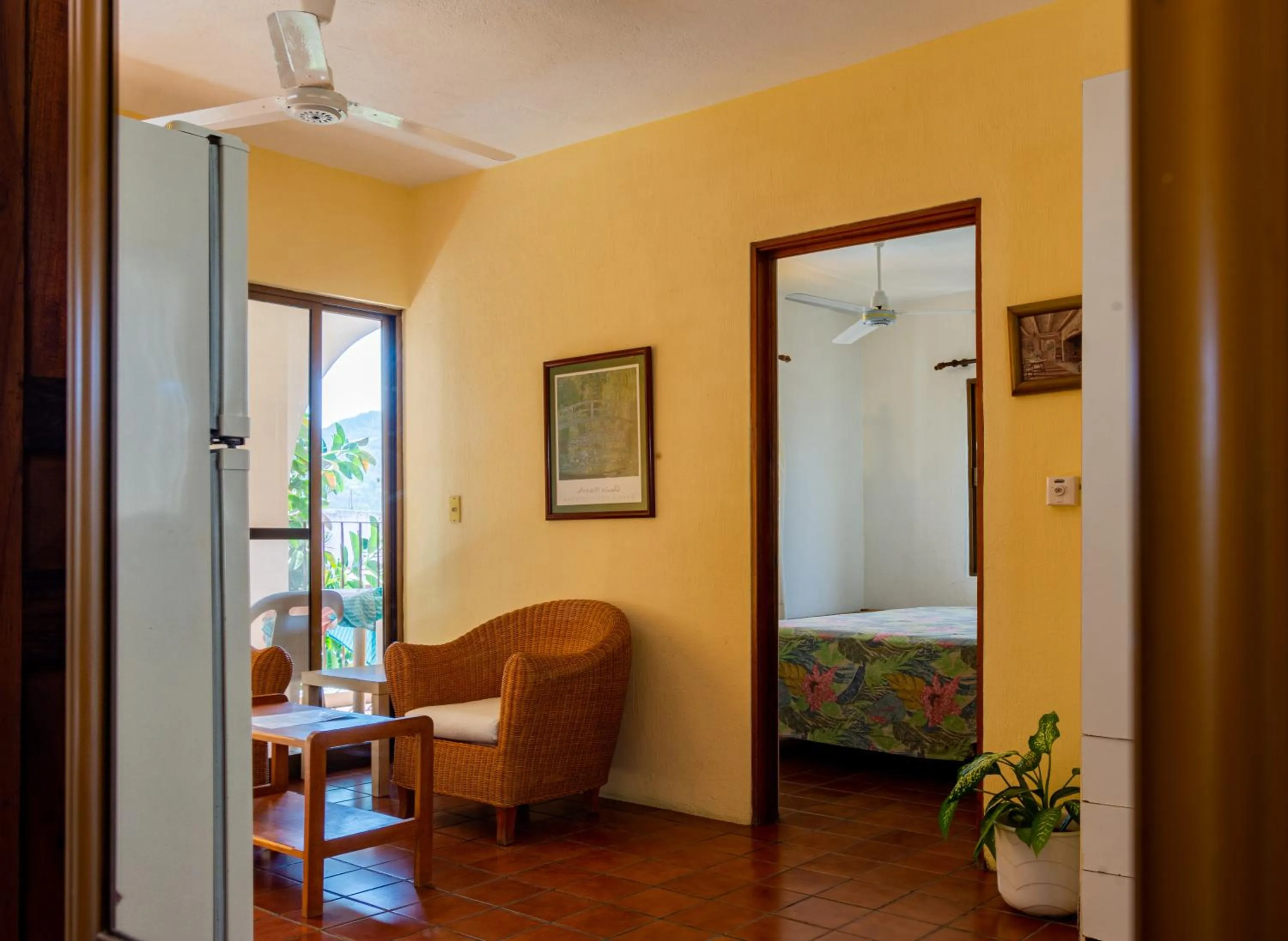 Photo of the whole room in Hotel Delfin