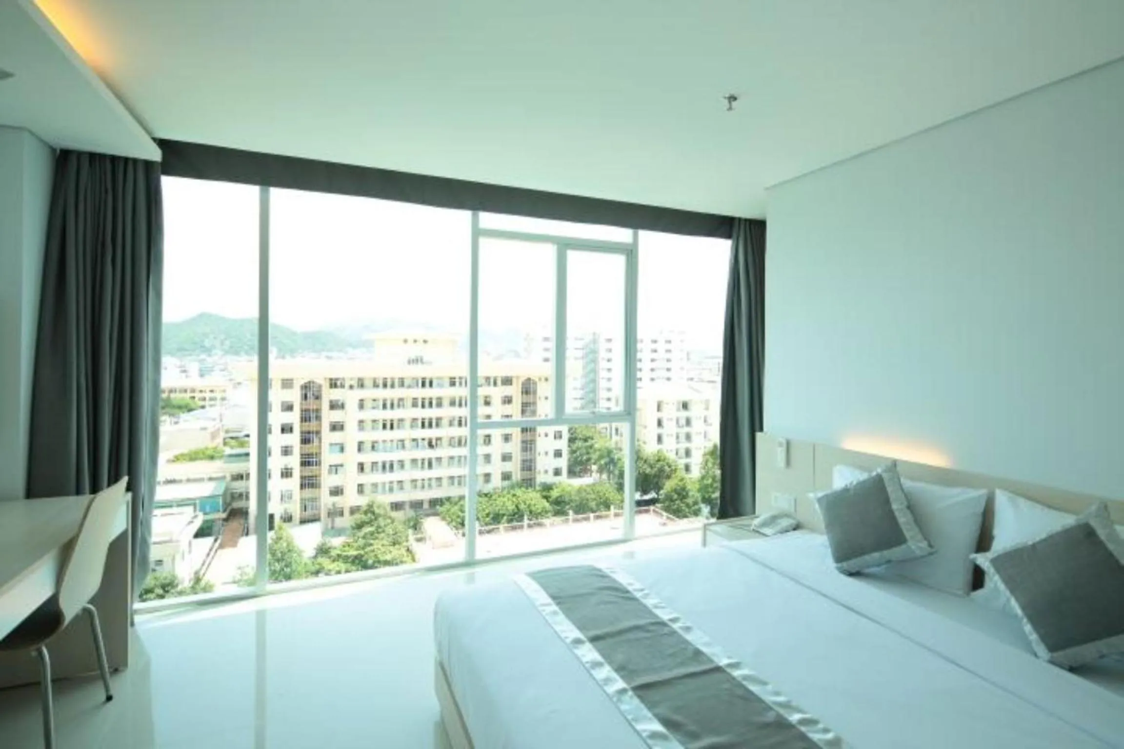 Day in Tristar Hotel