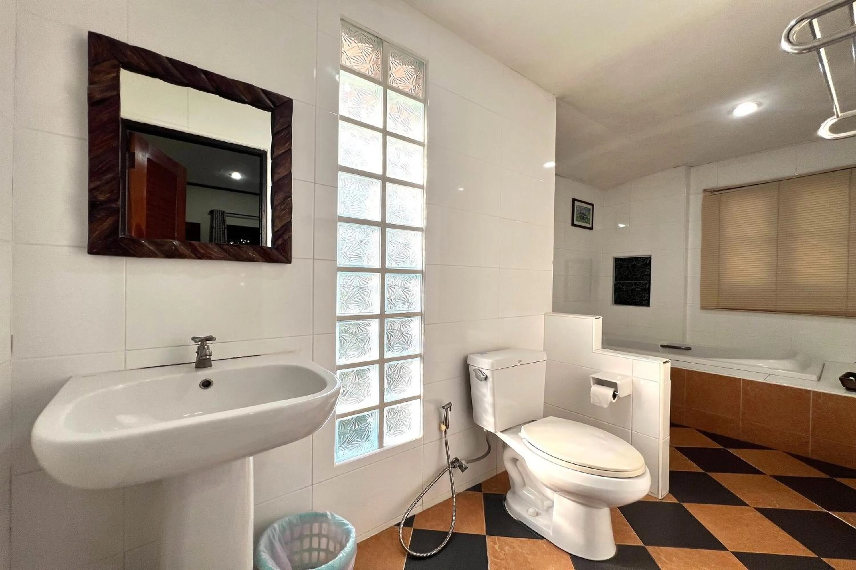 Toilet in Saithong Resort