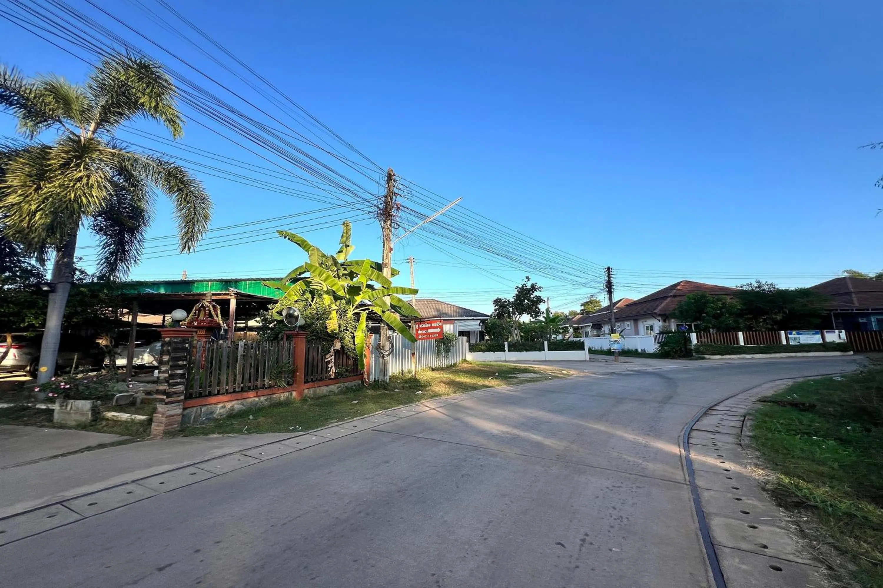 Property building in Saithong Resort