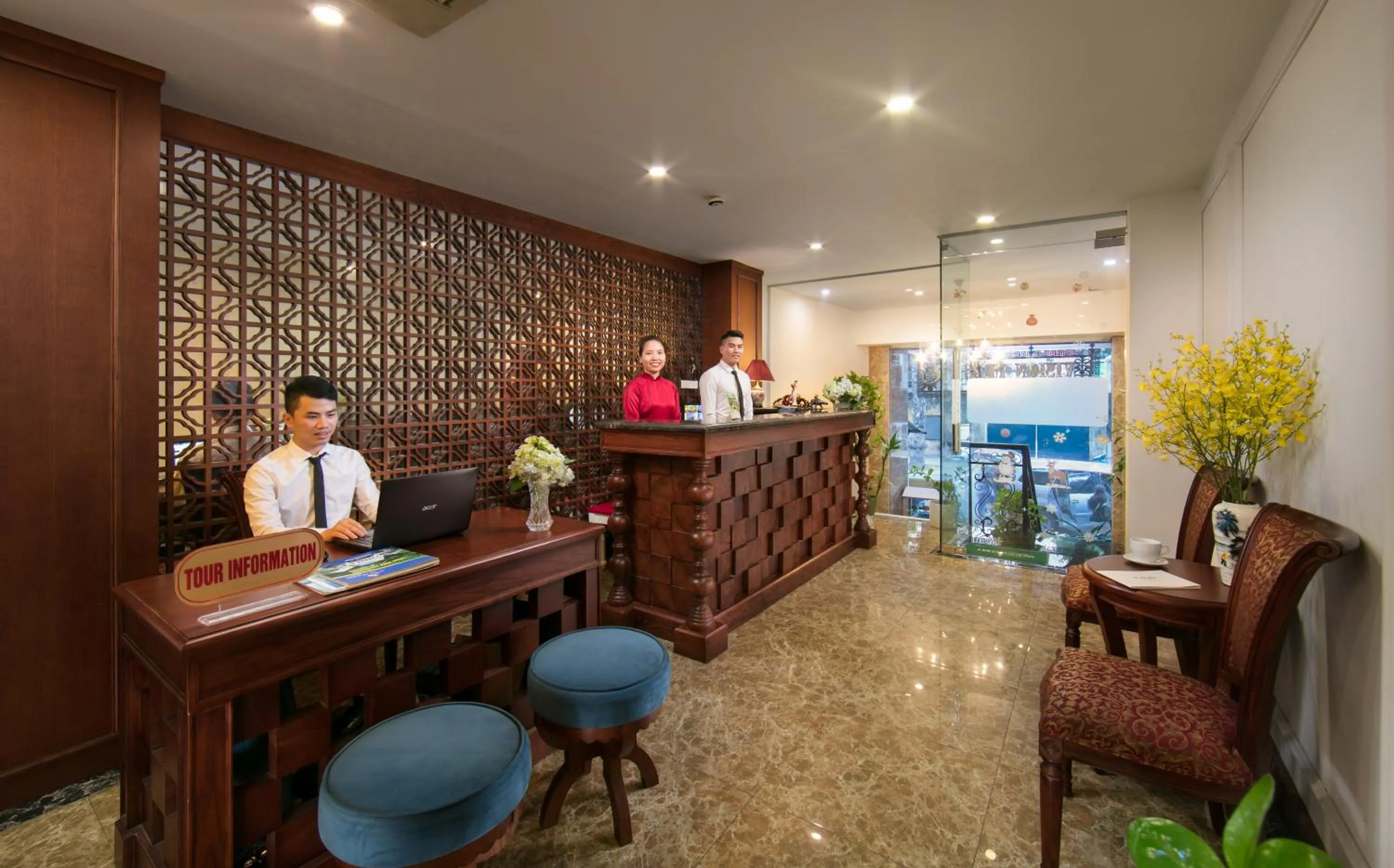 Lobby or reception in Vision Premier Hotel & Spa