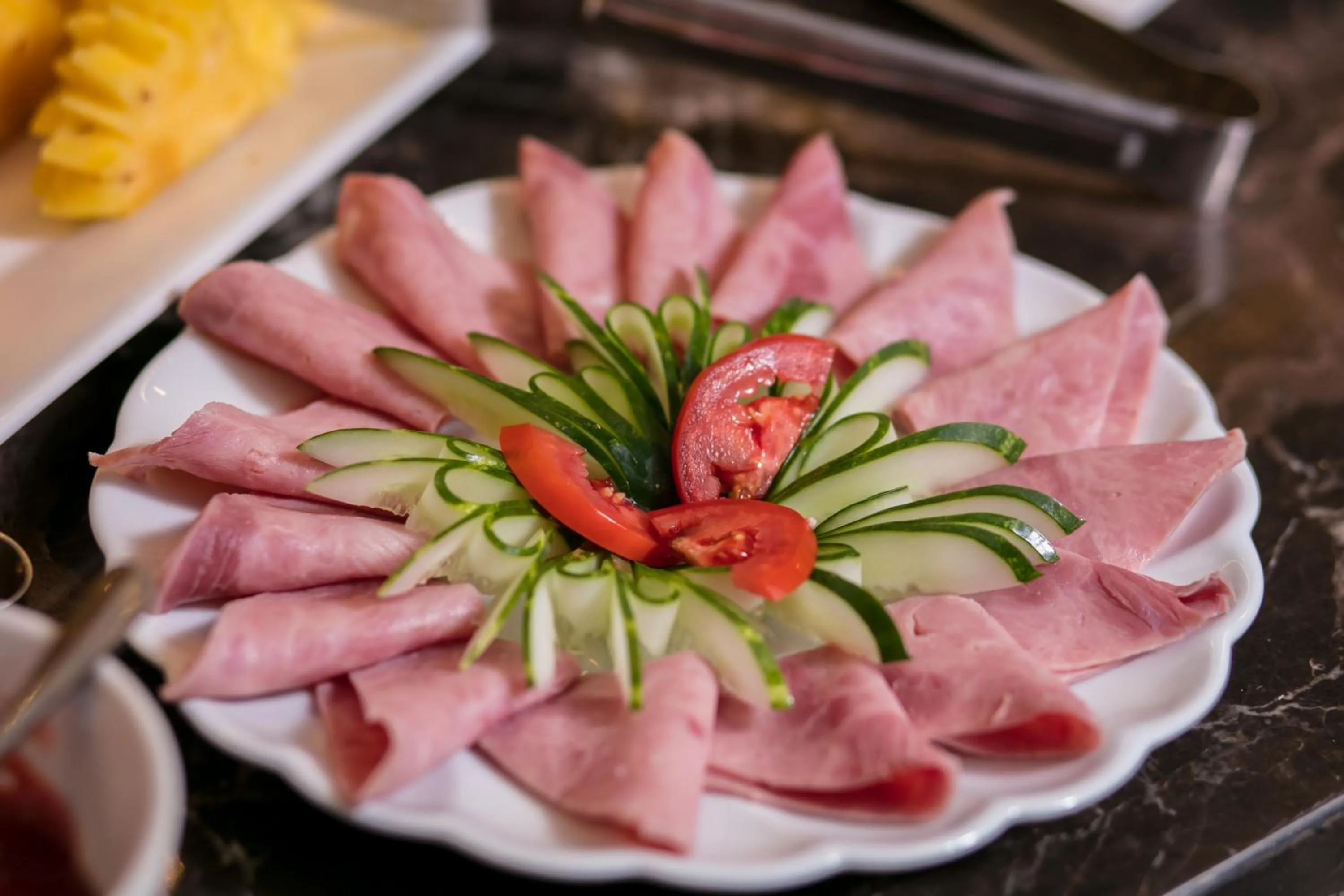 Restaurant/places to eat in Vision Premier Hotel & Spa