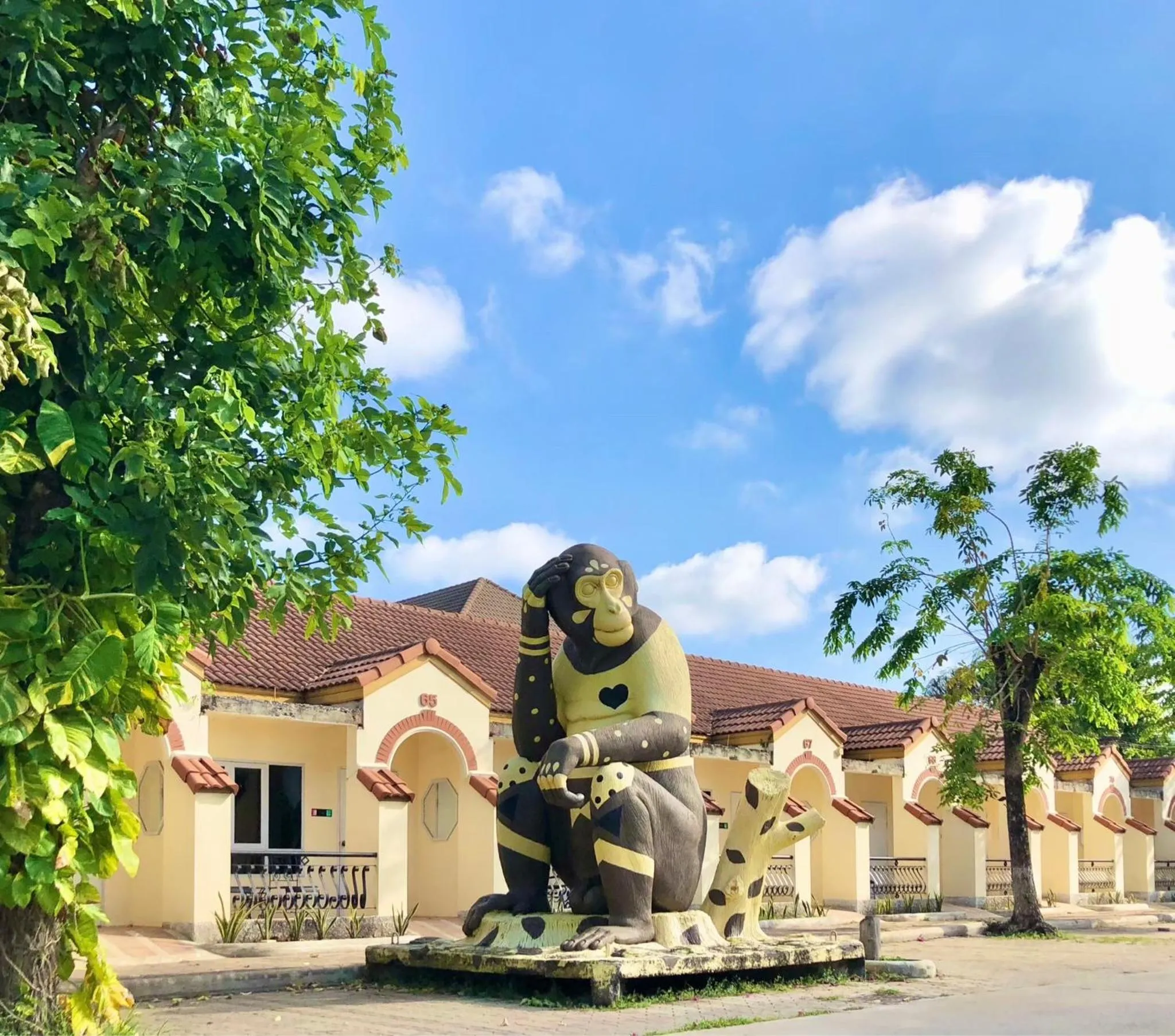 Dad D Resort by Lopburi Inn Resort