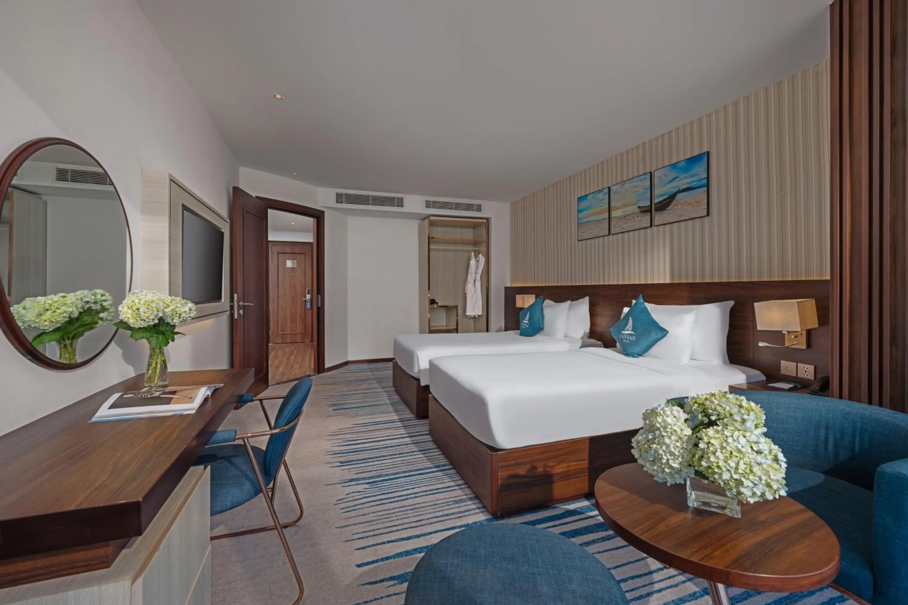 Bedroom, Bed in Canvas Danang Beach Hotel