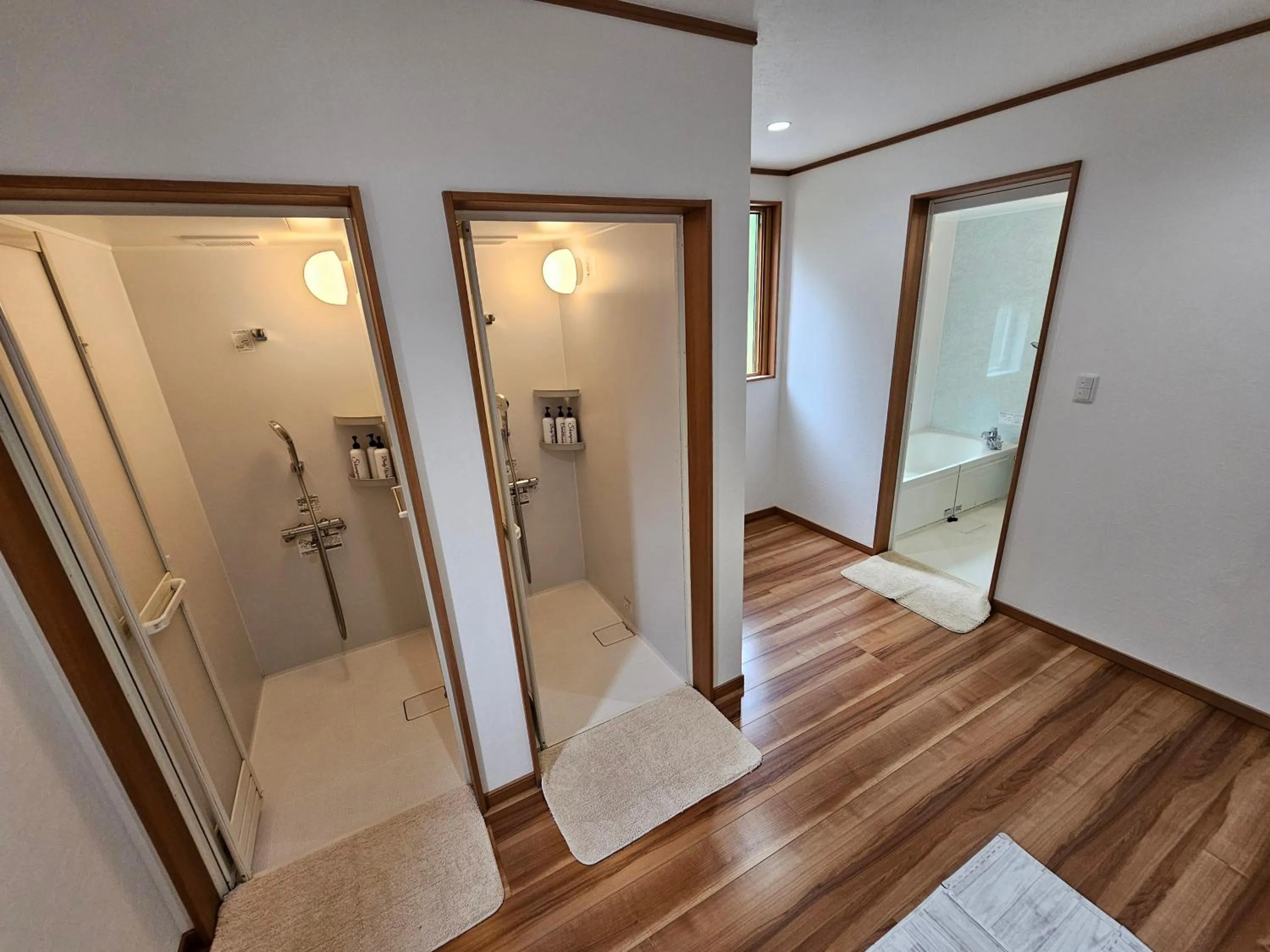 Shower in Forest minami kawaguchiko