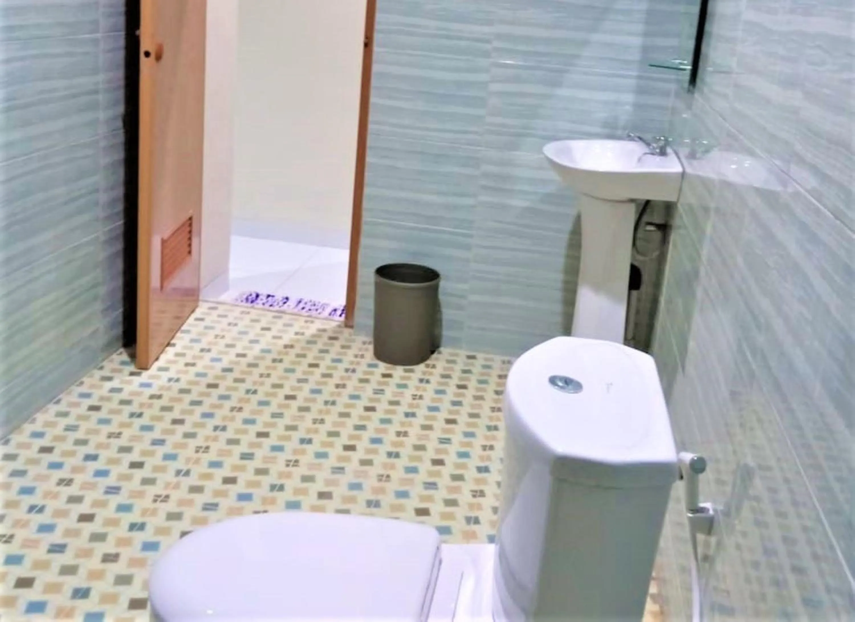 Bathroom in Hotel Abad Baru 1