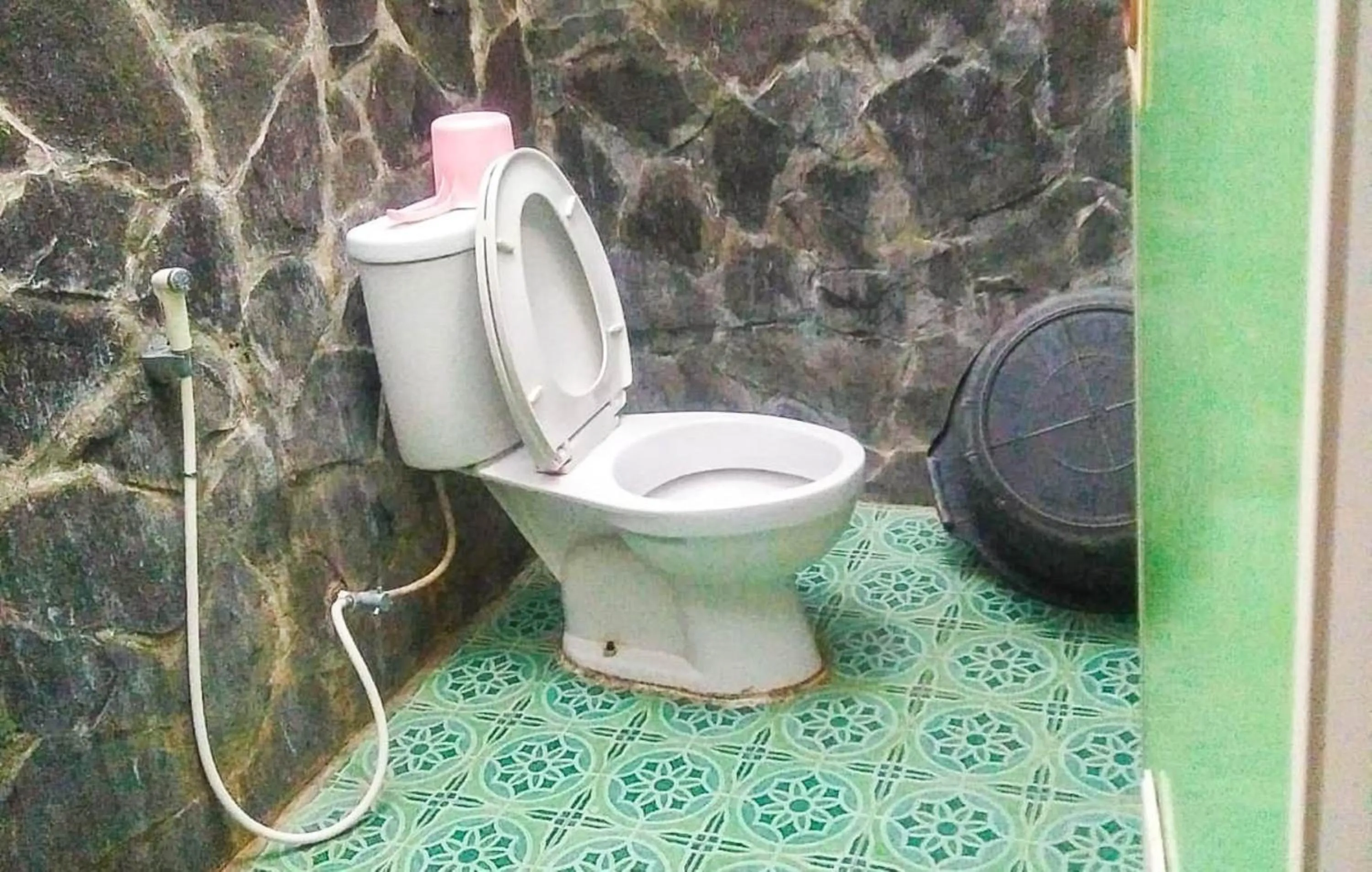 Bathroom in Hotel Abad Baru 1