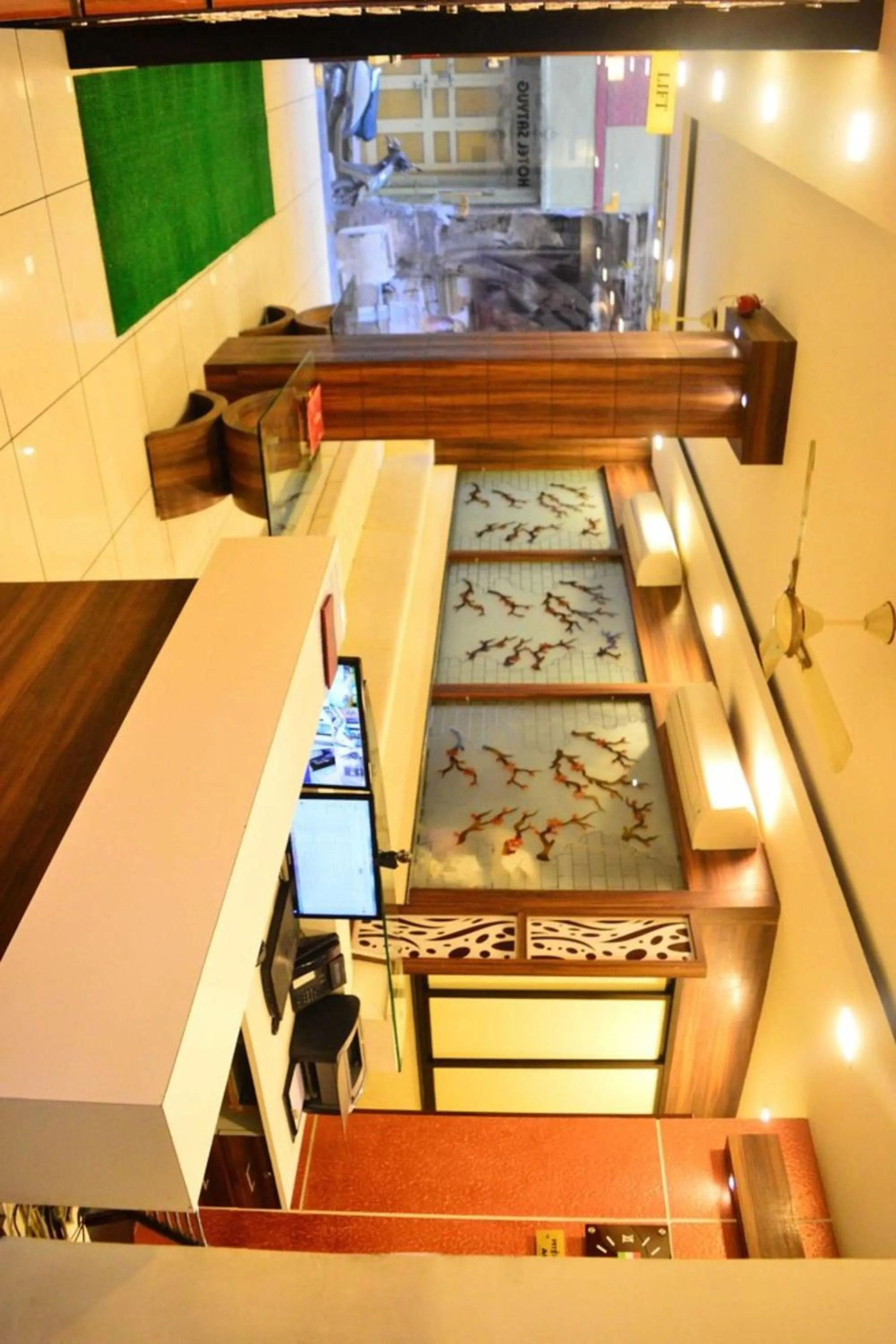 Area and facilities, Bed in Hotel Satyug