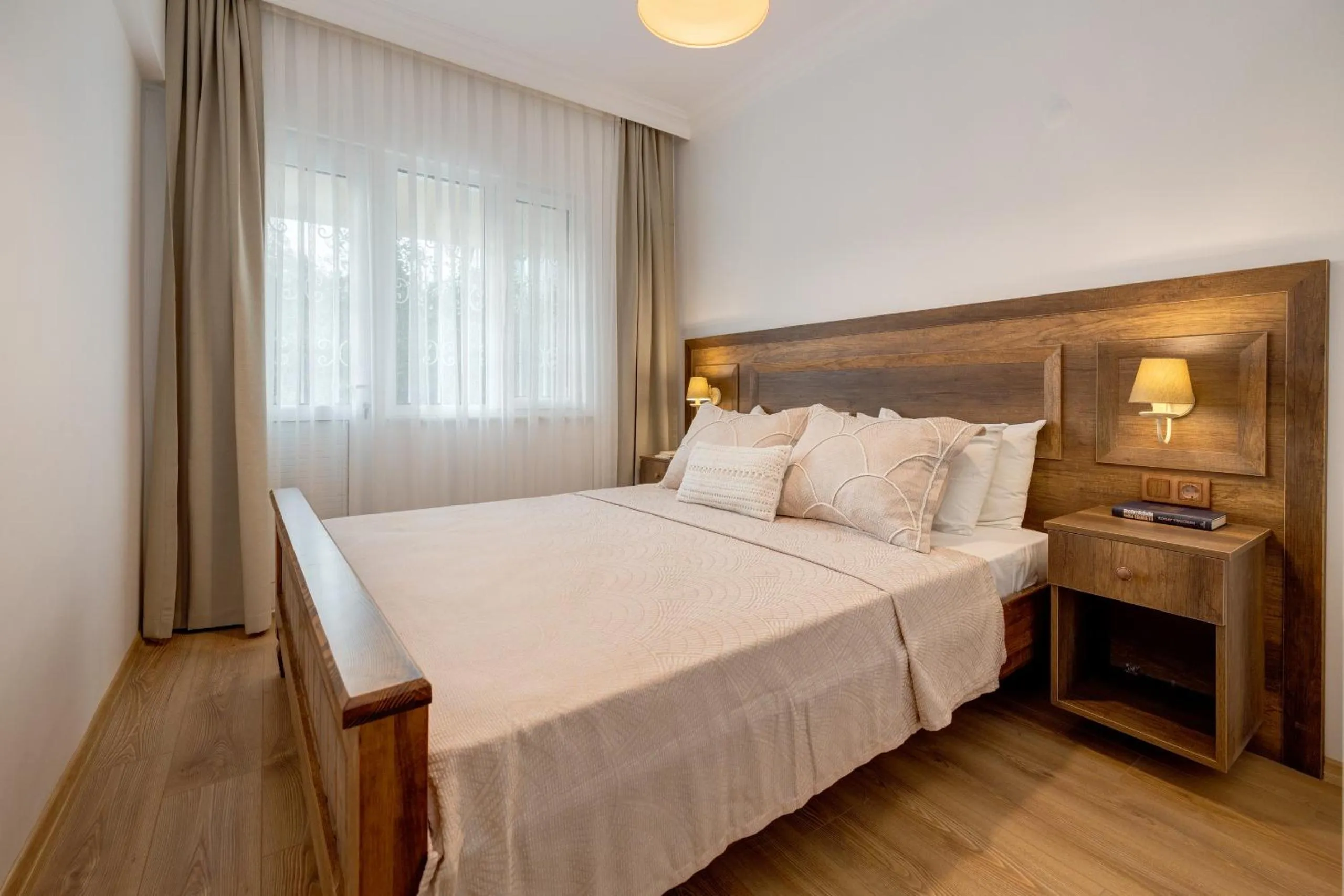 Bedroom, Bed in Gurel Garden House