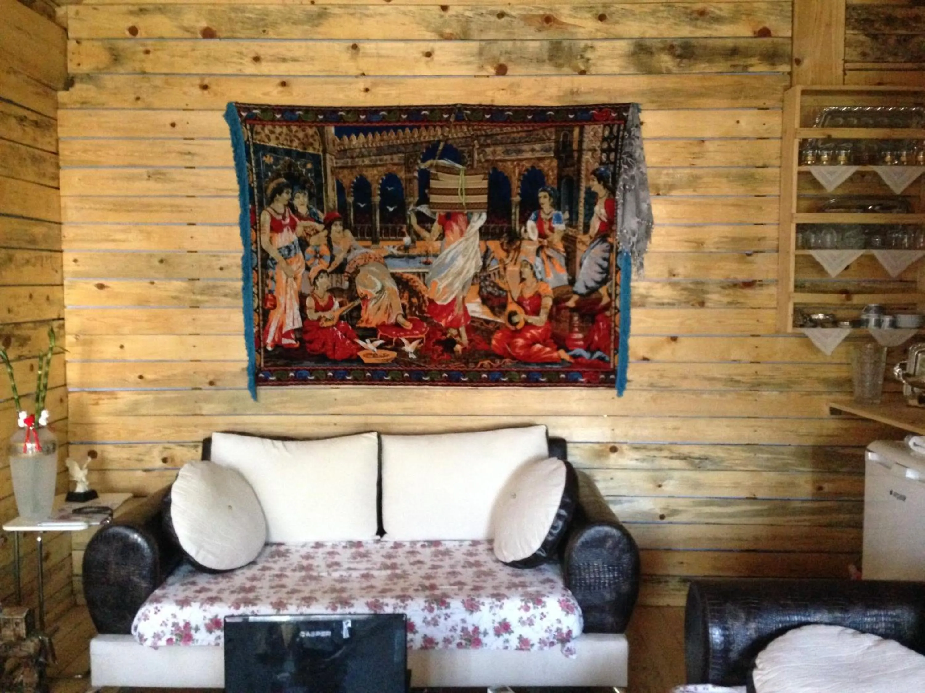 Photo of the whole room in Kazdaglari Ida Natura Bungalov Hotel