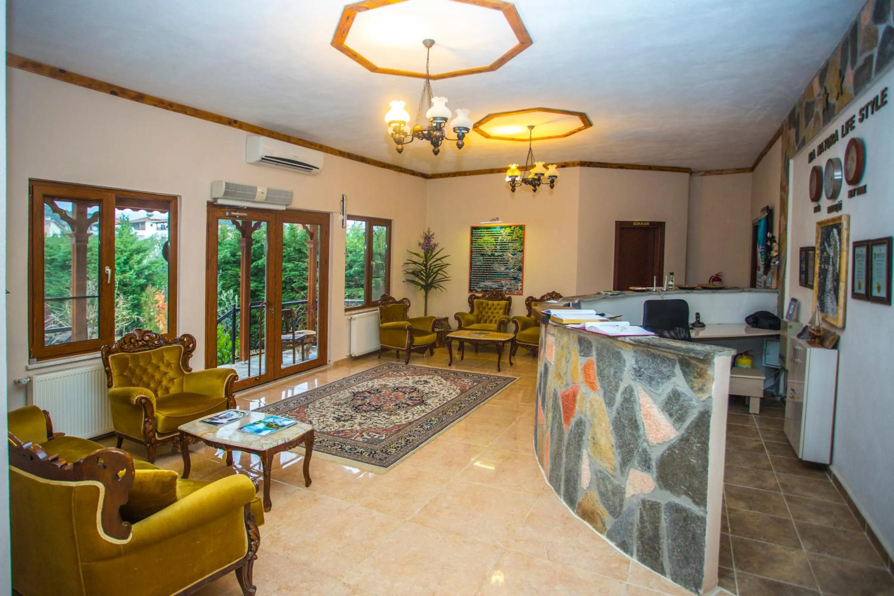 Lobby or reception in Kazdaglari Ida Natura Bungalov Hotel