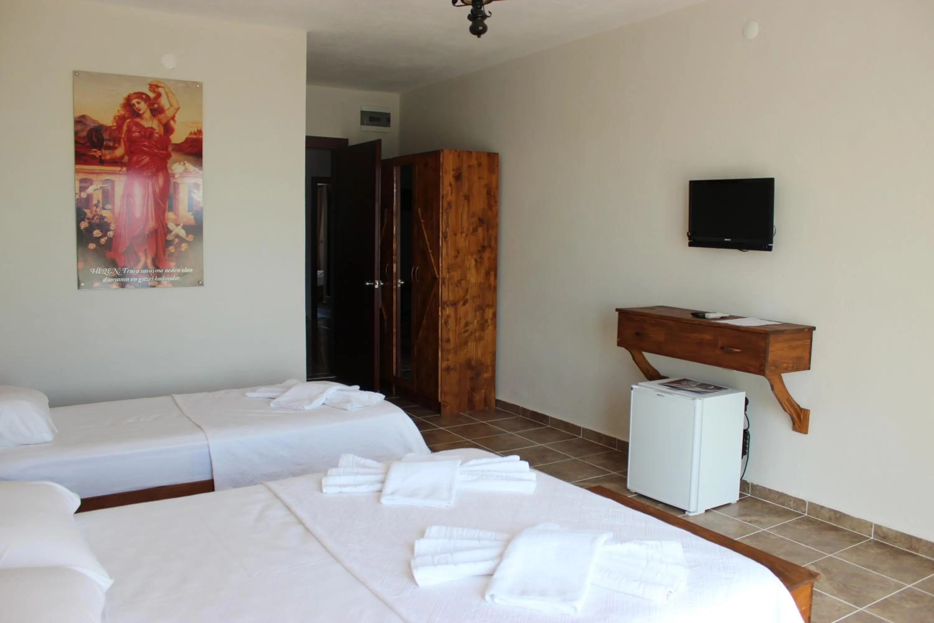Photo of the whole room, Bed in Kazdaglari Ida Natura Bungalov Hotel