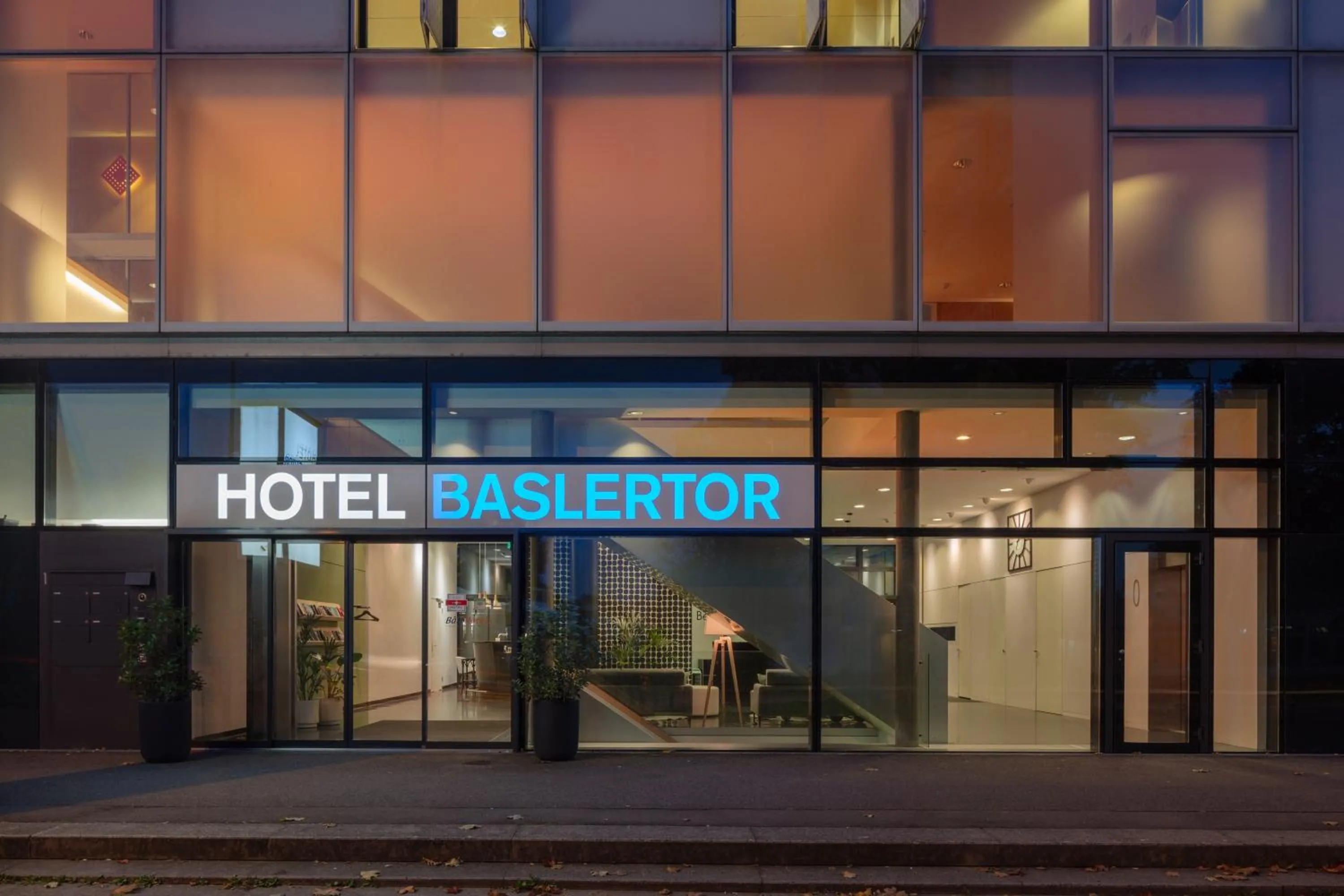 Facade/entrance in Hotel Baslertor