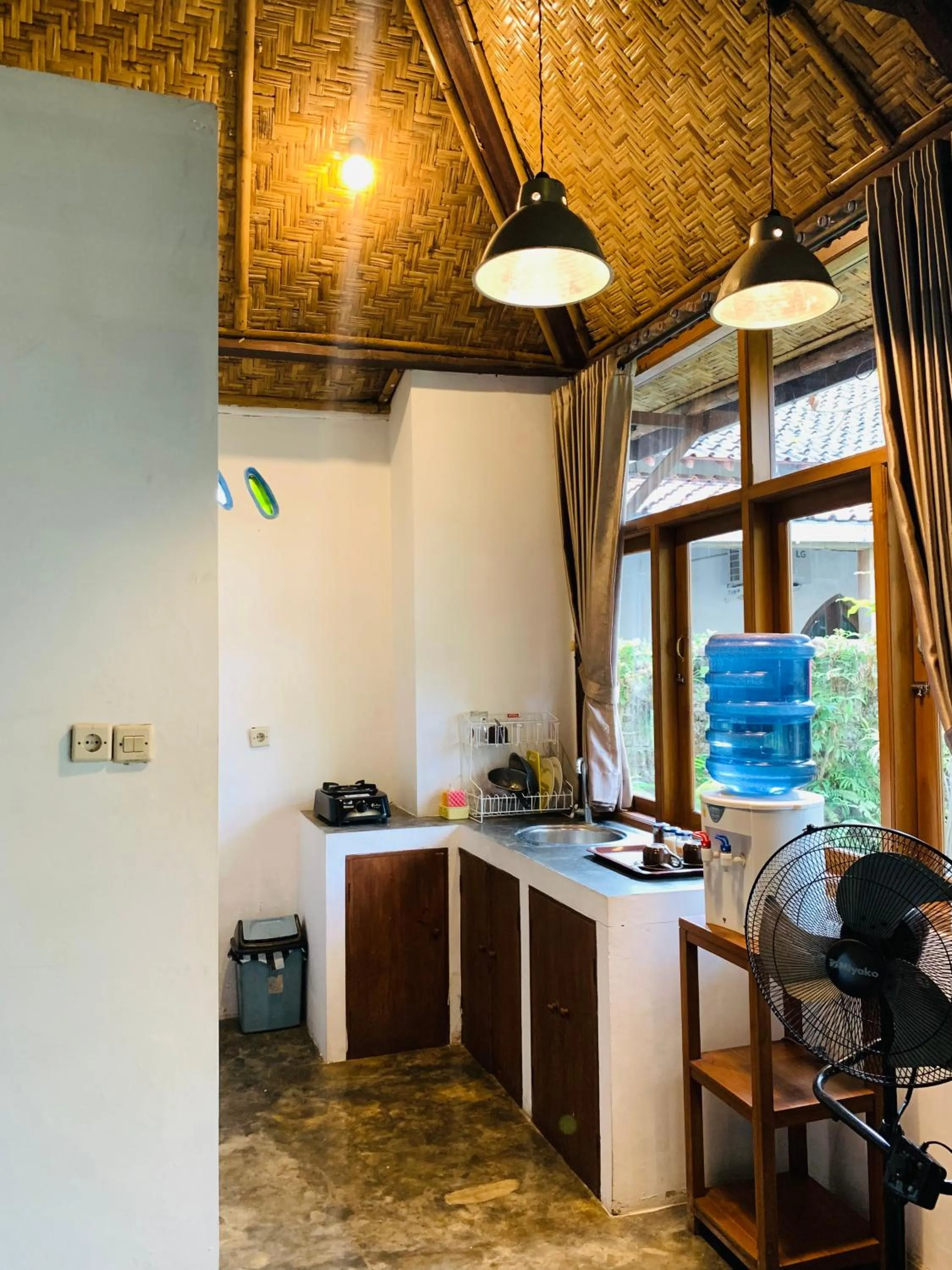 kitchen in Yoga Lover