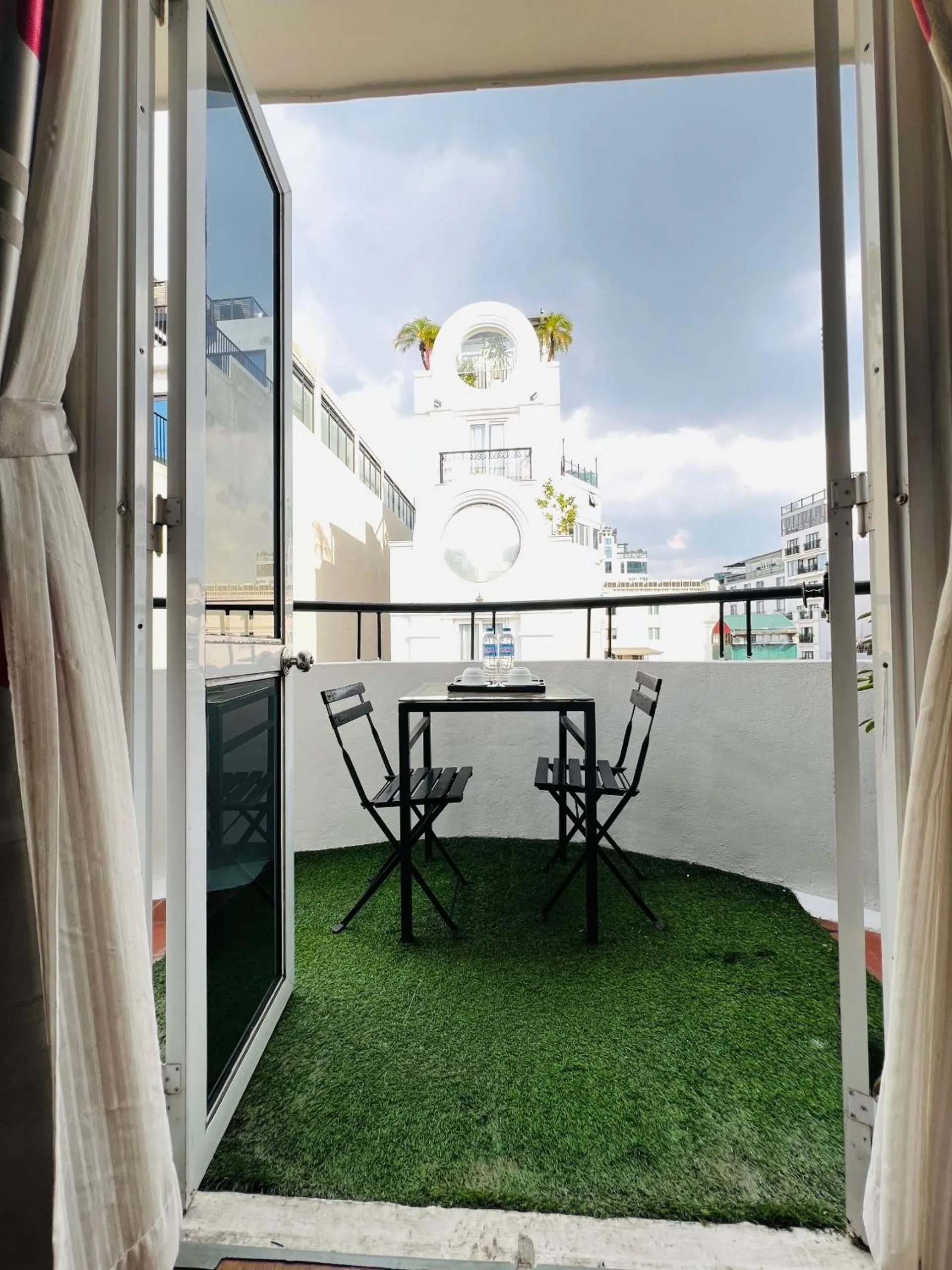 Patio in Hanoi Win Hotel & Travel