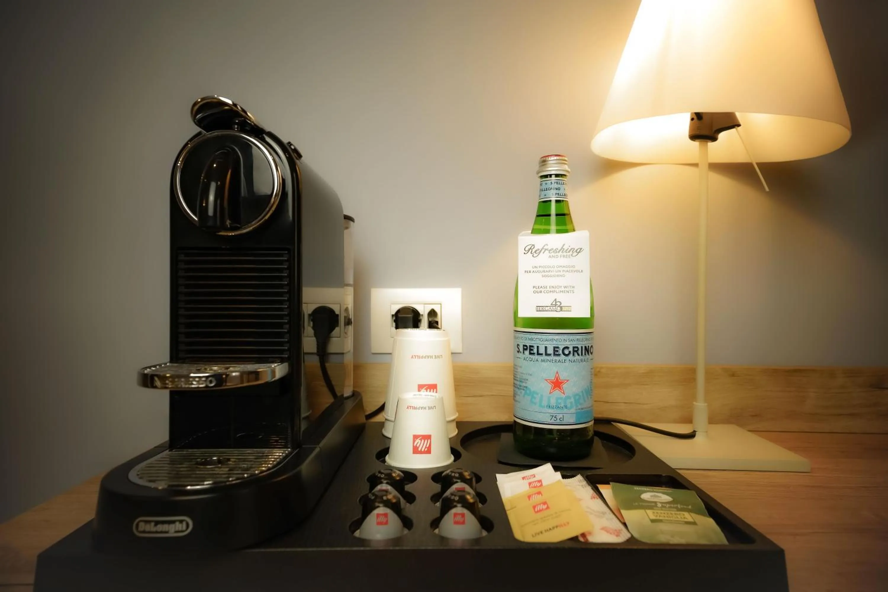 Coffee/tea facilities in Bergamo Inn 15