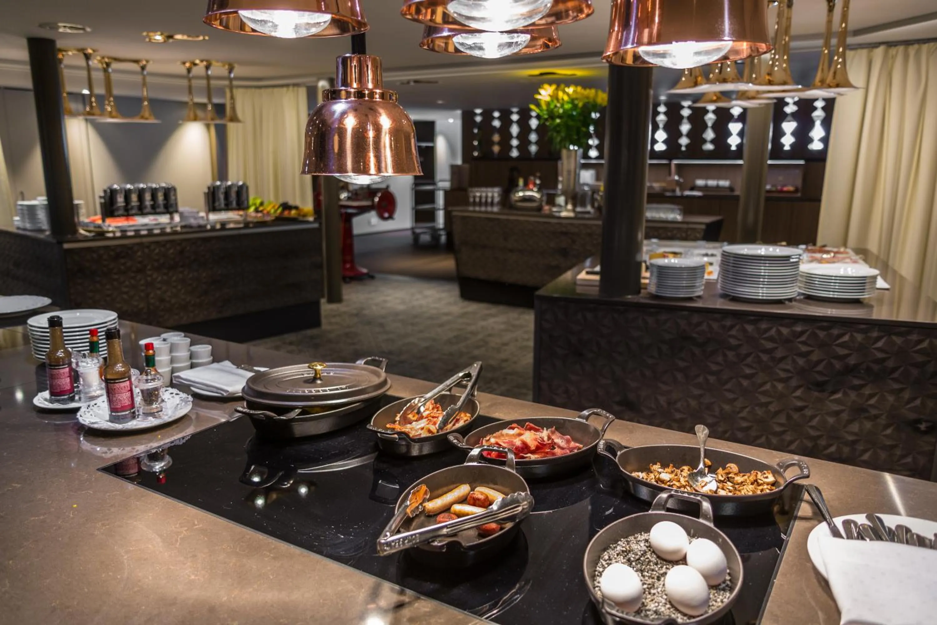 Restaurant/places to eat in Seehotel Waldstätterhof Swiss Quality