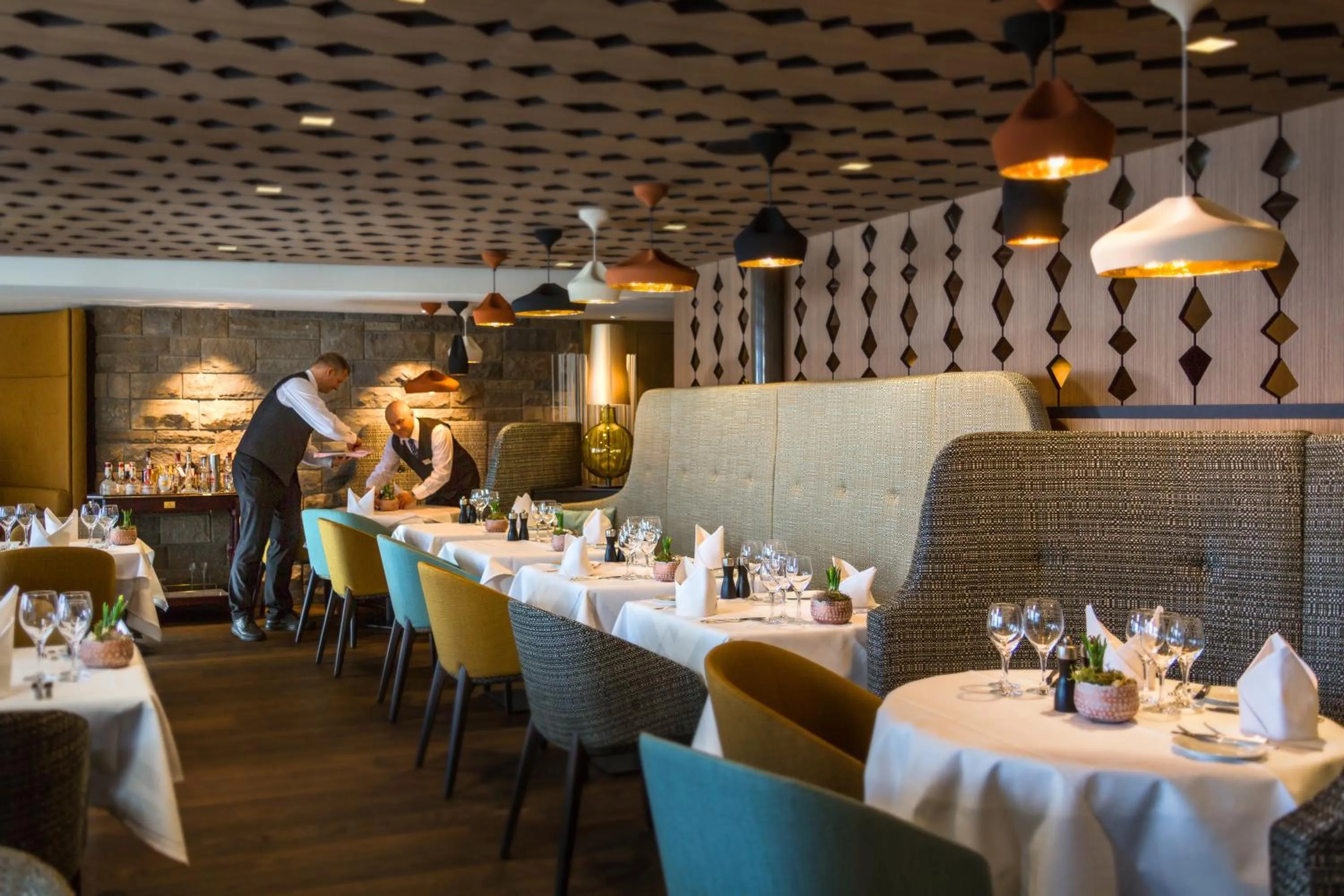 Restaurant/places to eat in Seehotel Waldstätterhof Swiss Quality